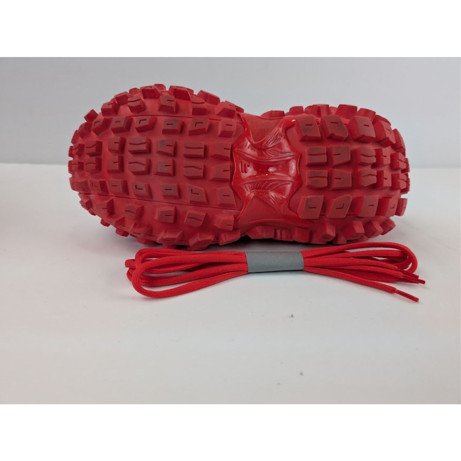 Balenciaga o1rshd1 Bouncer / Defender Sneaker in Red / Black Size US 11 / EU 44 - 12 Thumbnail