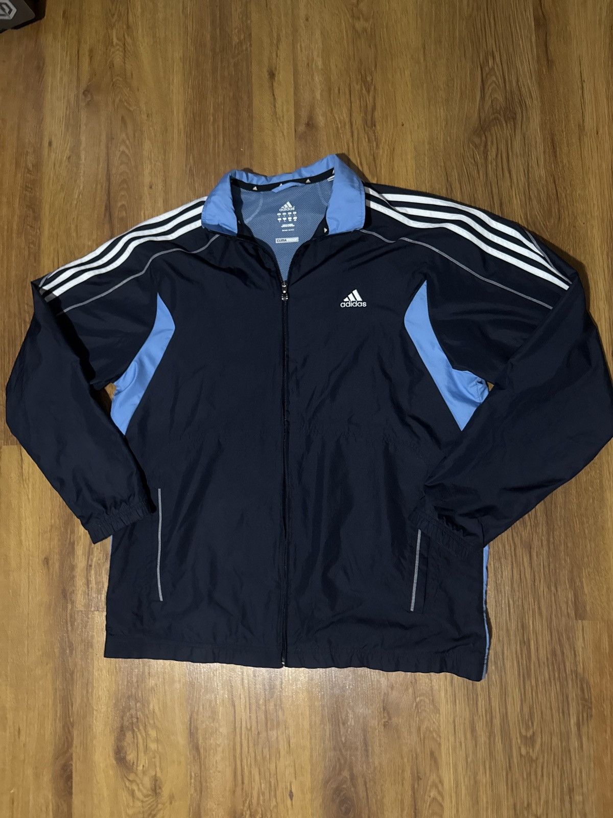 Adidas Adidas Windbreaker/tracktop Size US L / EU 52-54 / 3 - 1 Thumbnail