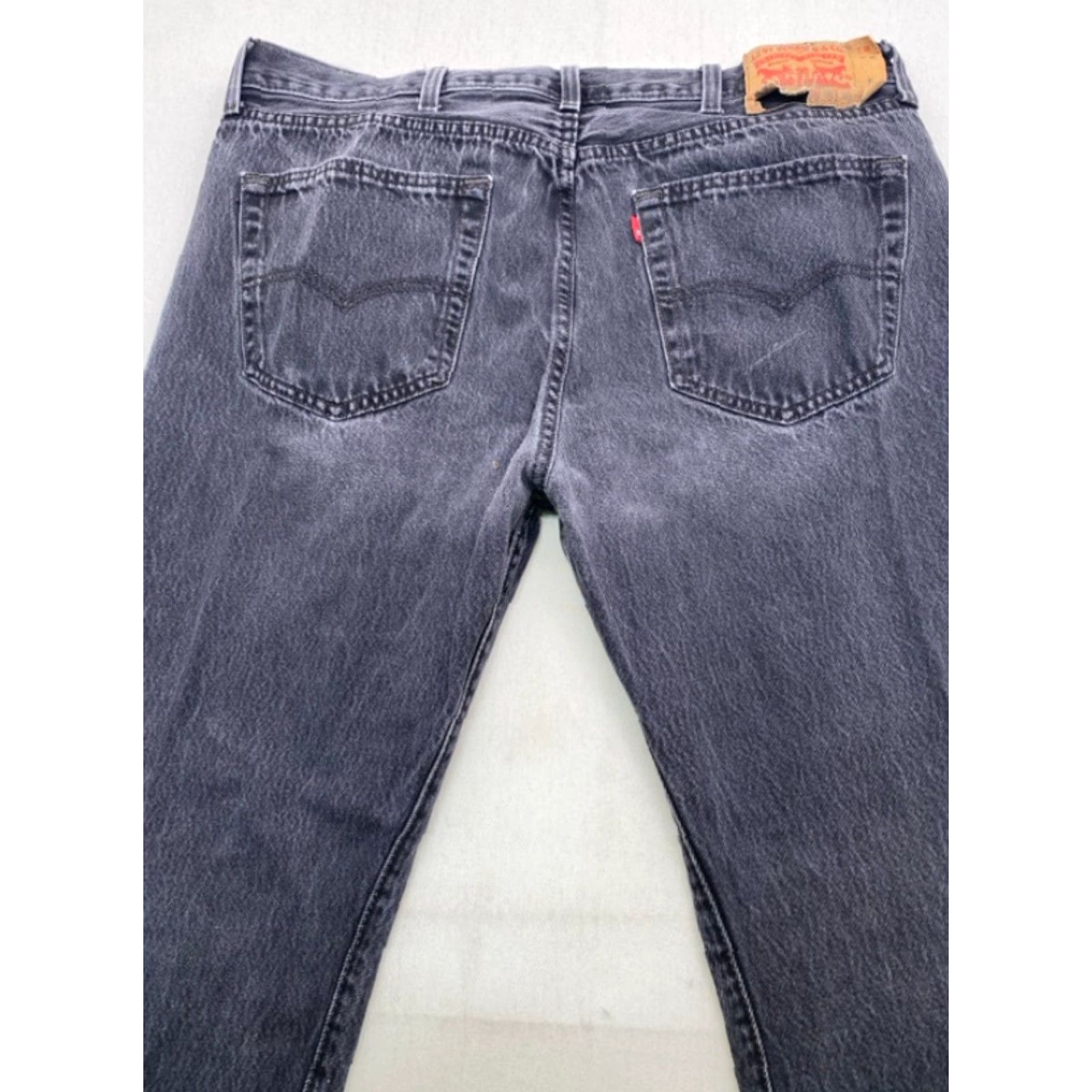 Levi's Levi's 501 Jeans Mens 38 West 30 Inseam Black Denim Button Fly Straight Rise High 501 Series Regular 5-Pocket Denim Cotton Size US 38 / EU 54 - 7 Thumbnail