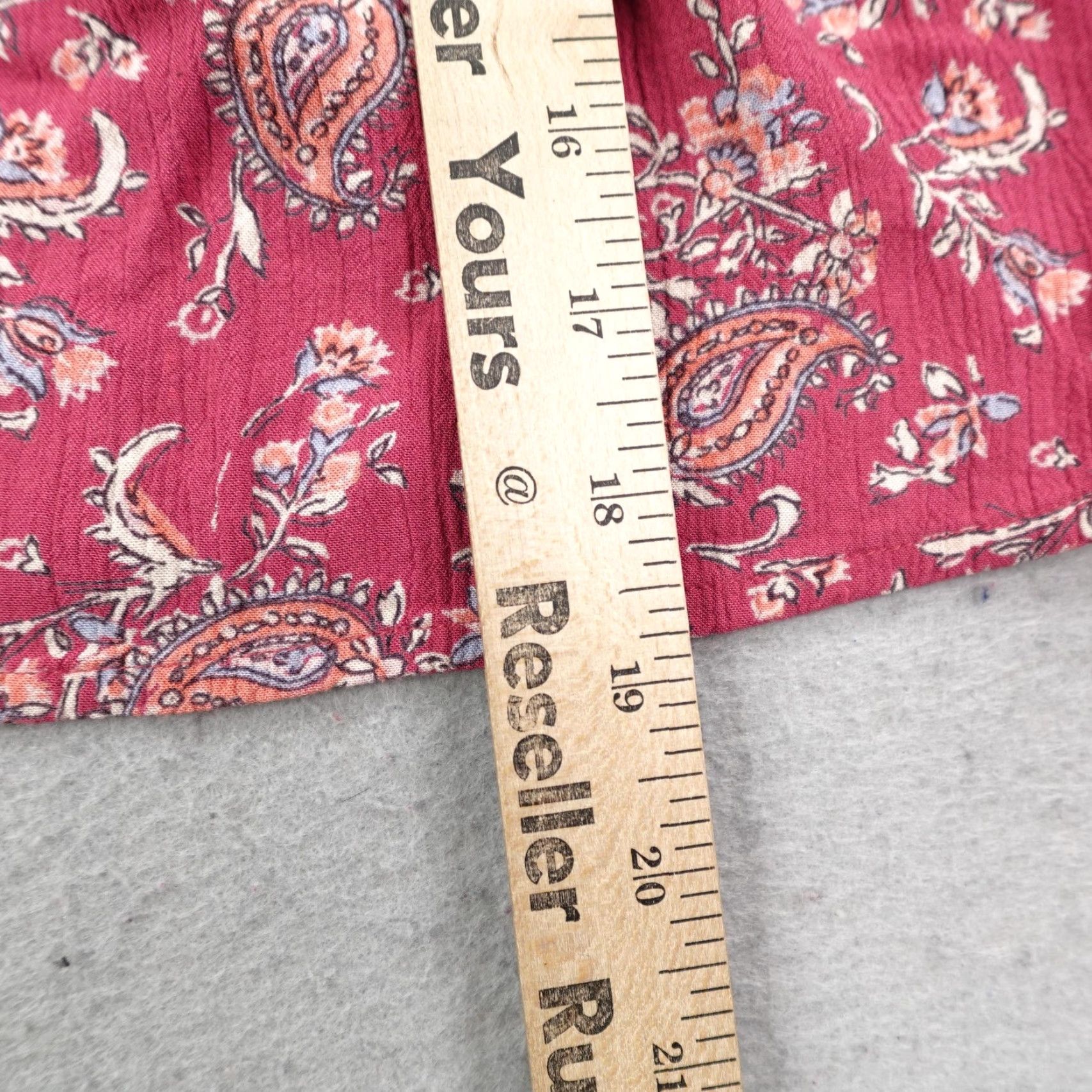 Abercrombie & Fitch Abercrombie & Fitch Shirt Womens Small Pink Paisley Off Shoulder Peasant Top Size S / US 4 / IT 40 - 7 Thumbnail