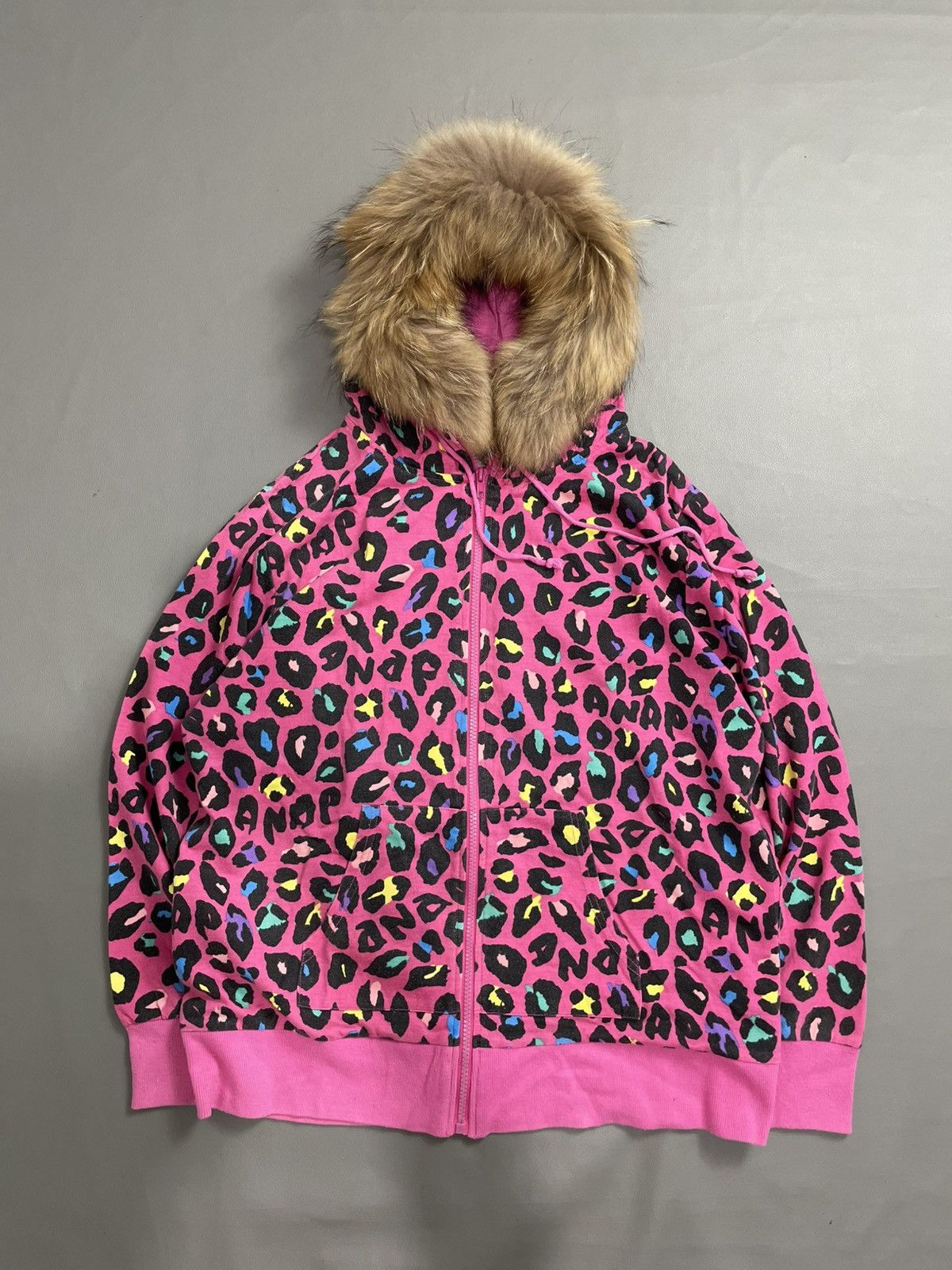 Hysteric Glamour Anap Leopard Zip Fur Hoodie Size US L / EU 52-54 / 3 - 1 Thumbnail
