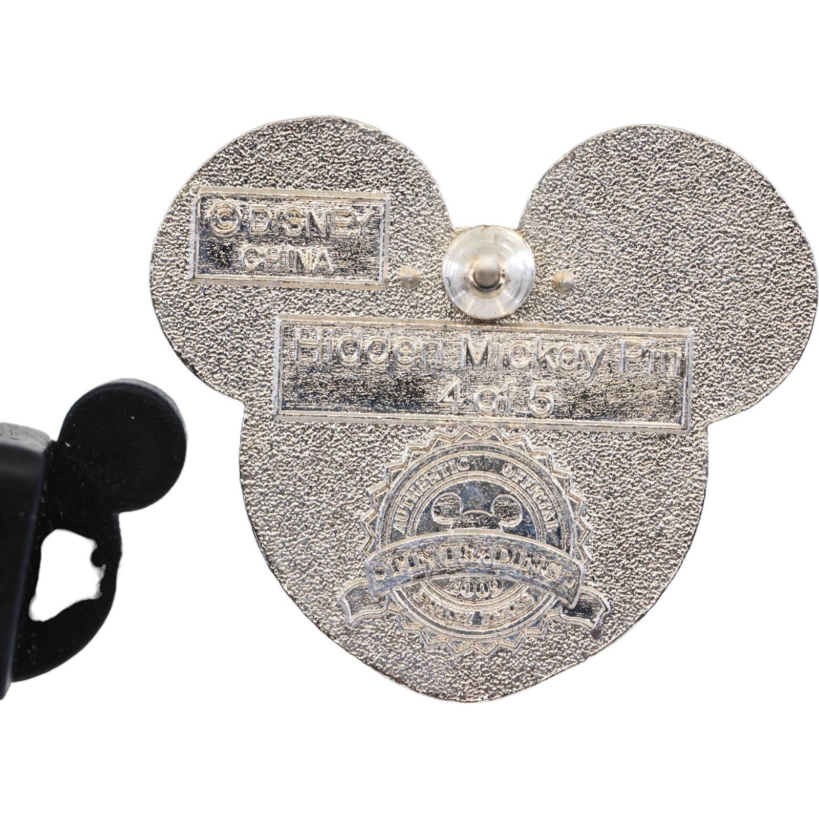 Disney Disney Hidden Mickey Colorful Mickeys Blue #4 of 5 2009 Pin Size ONE SIZE - 10 Thumbnail