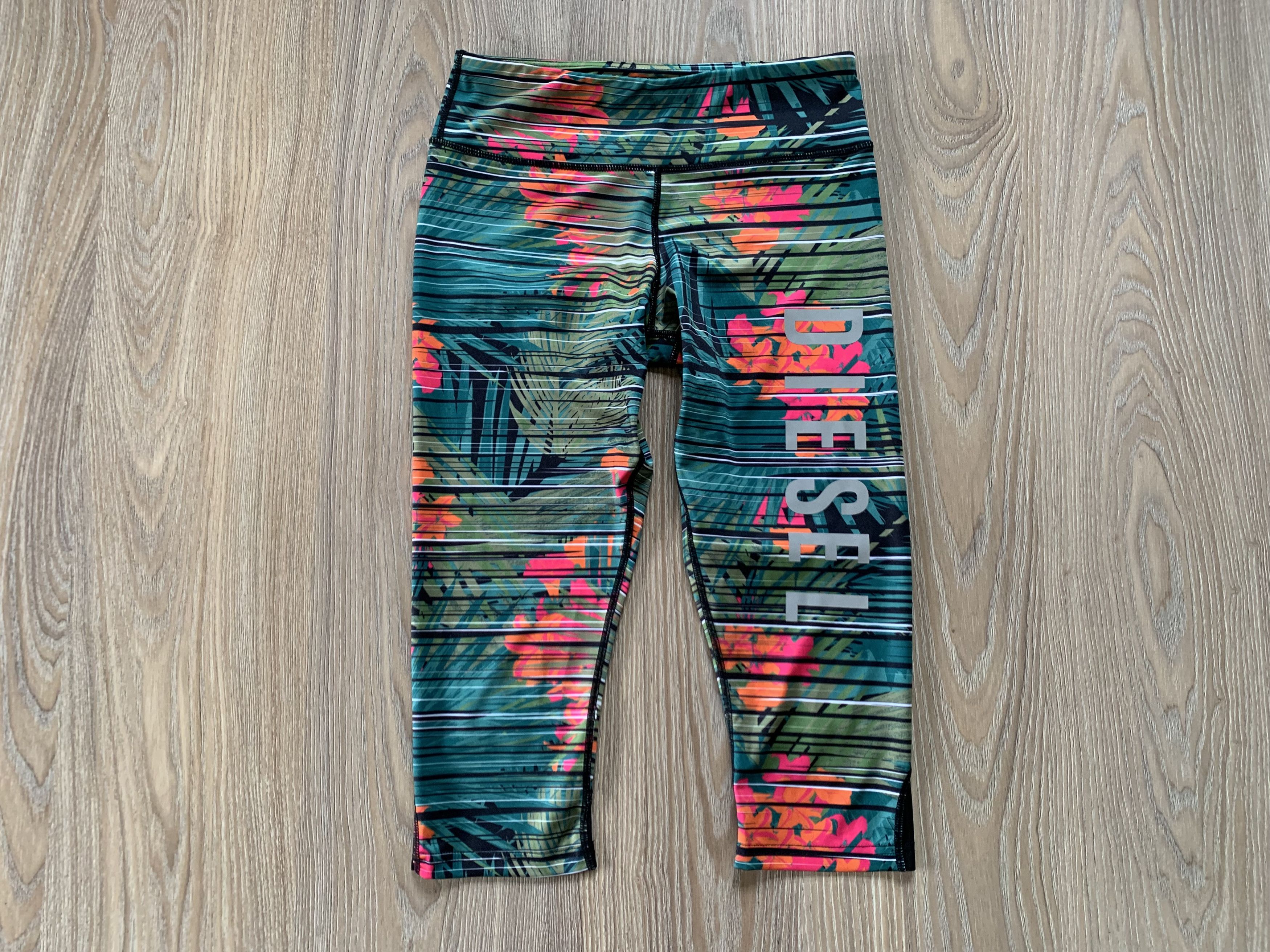 Diesel Womens Diesel Activewear Printed Running Shorts Size 24" / US 00 / IT 34 - 2 Thumbnail
