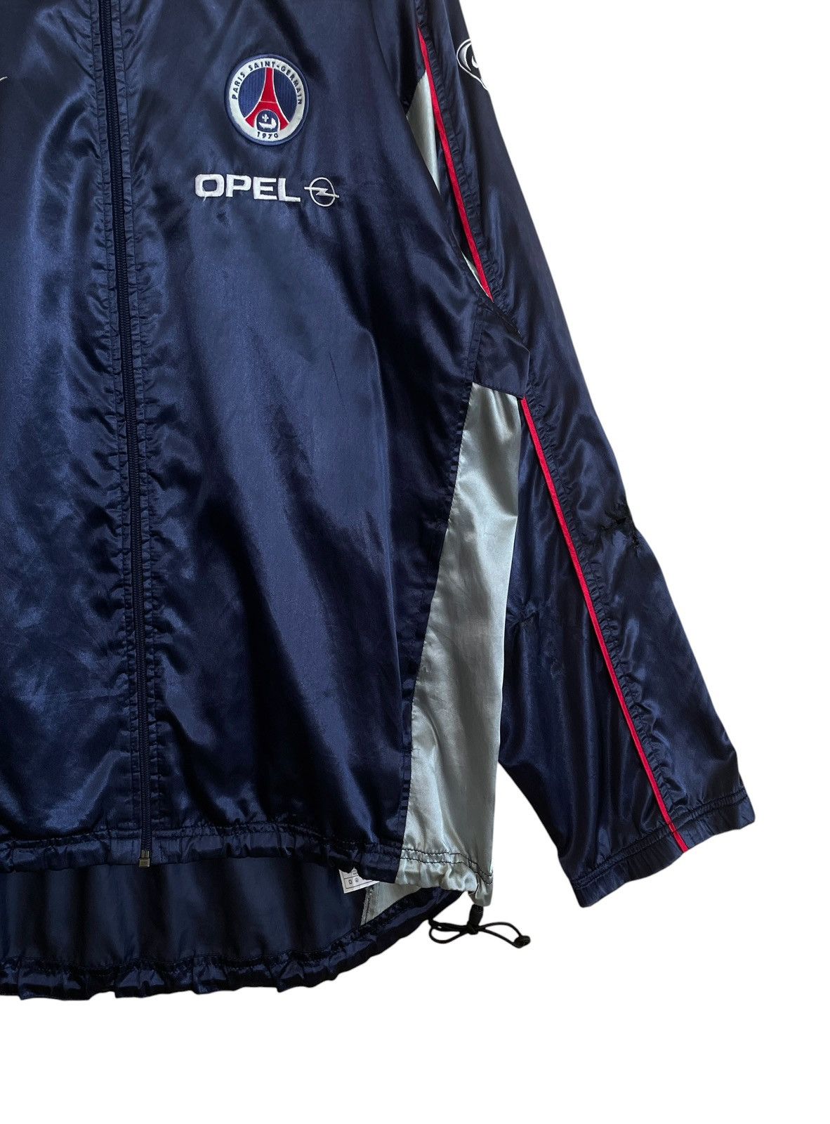 Nike Vintage Nike Football Team Paris Saint Germain Jacket 2000s Size US L / EU 52-54 / 3 - 5 Thumbnail