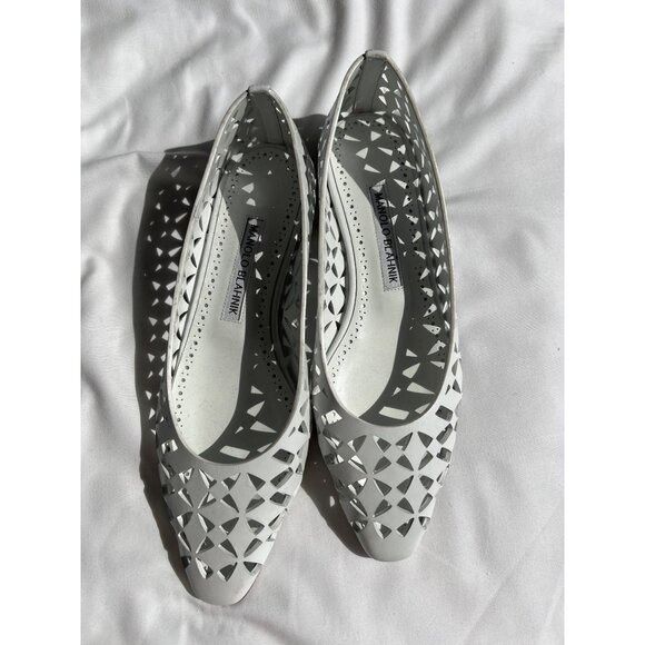Manolo Blahnik Manolo Blahnik Gelista Perforated Flat in White‎ Geometric F Size US 5.5 / IT 35.5 - 4 Thumbnail