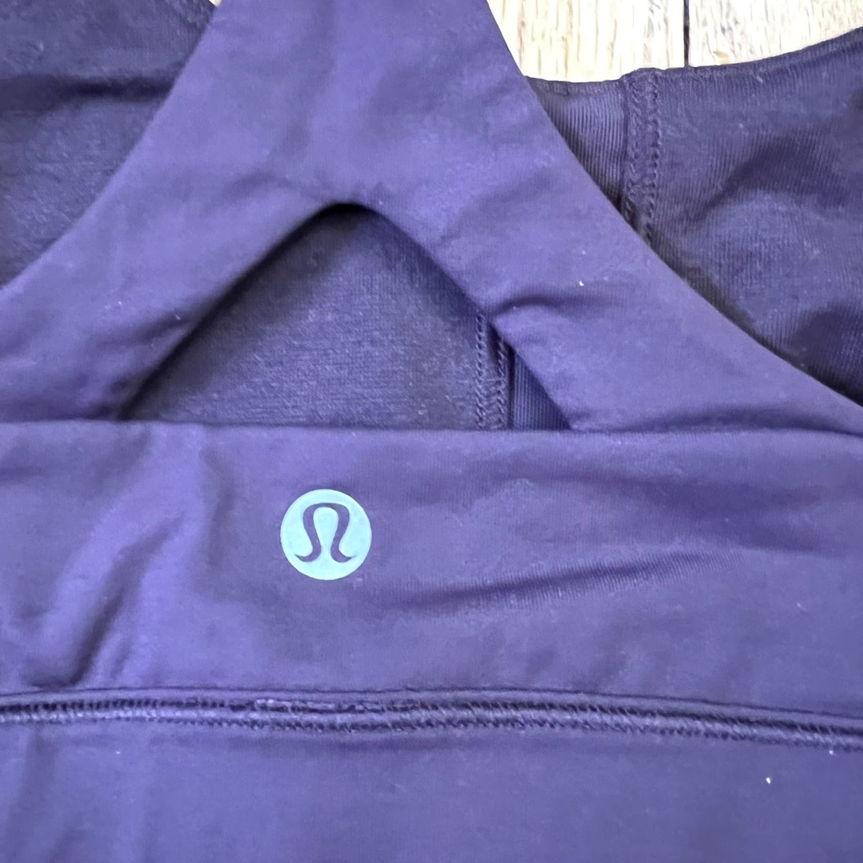 Lululemon Lululemon Sports Bra Sz 2 Purple Y back Z40416 Thick Strap Plum XS XS Size ONE SIZE - 3 Thumbnail