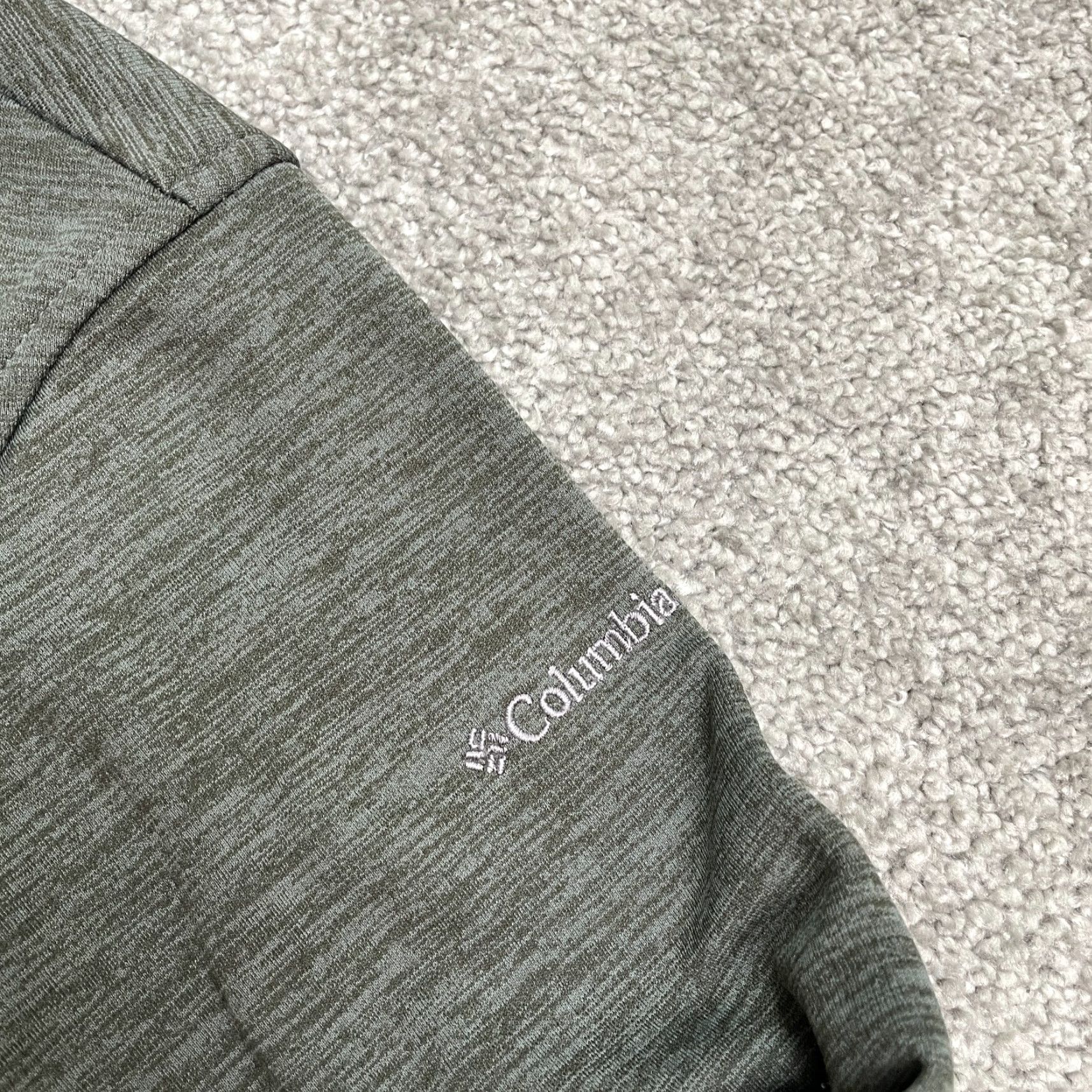 Vintage Columbia Hoodie Womens Adult Small Gray Full Zip Sweatshirt Thumbholes Size S / US 4 / IT 40 - 5 Thumbnail