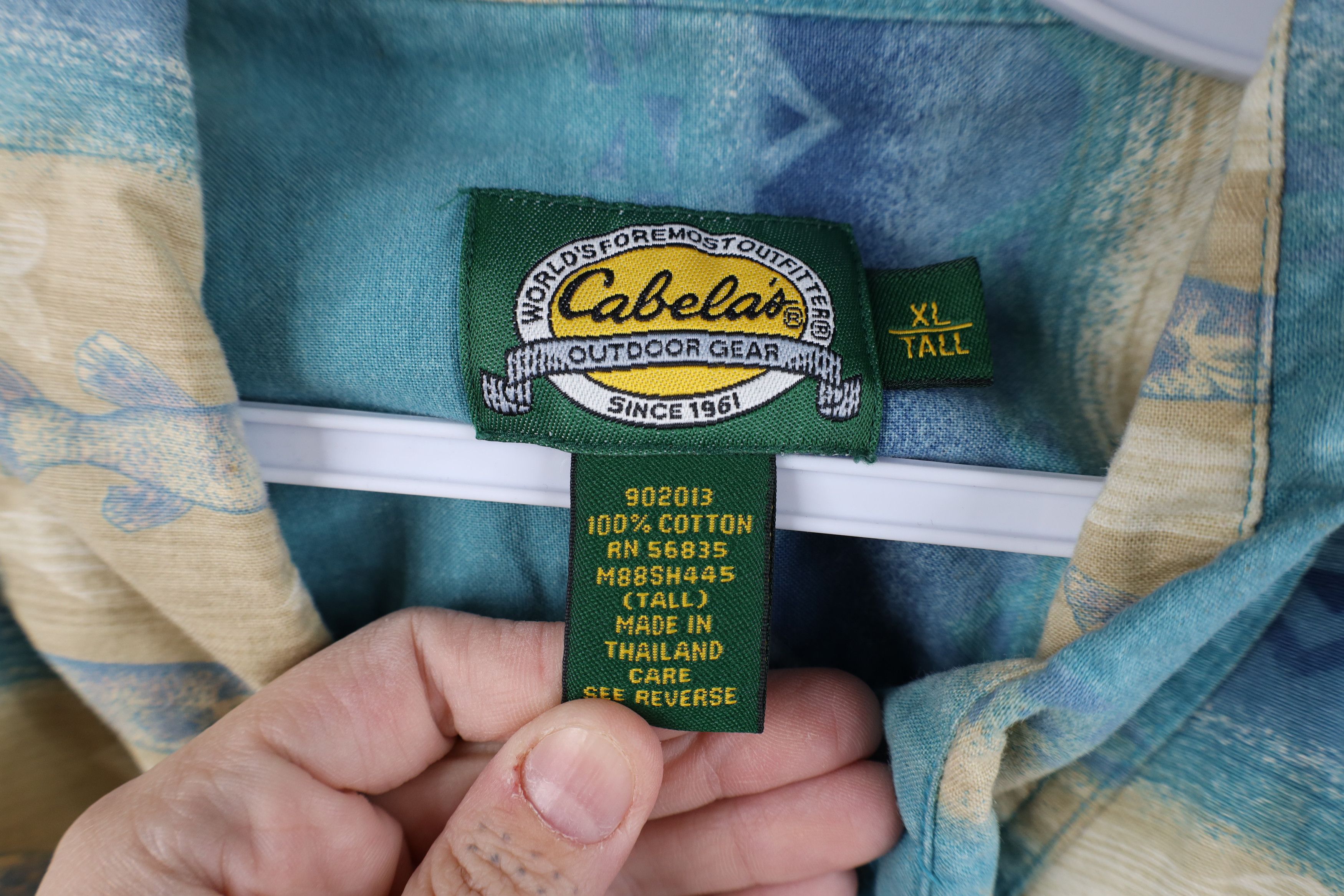Cabelas Vintage Cabelas Southwestern Short Sleeve Button Down Shirt Size US XL / EU 56 / 4 - 8 Thumbnail