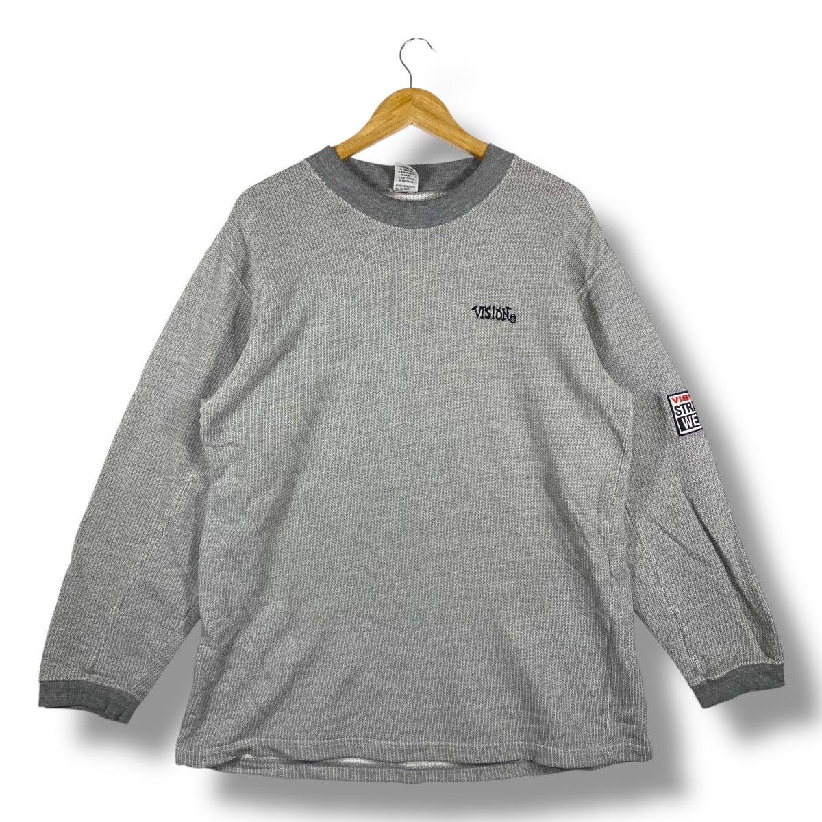 Vision Streetwear Vintage 90's VISION STREET WEAR Small Embroidery Sweatshirt Size US XL / EU 56 / 4 - 1 Thumbnail
