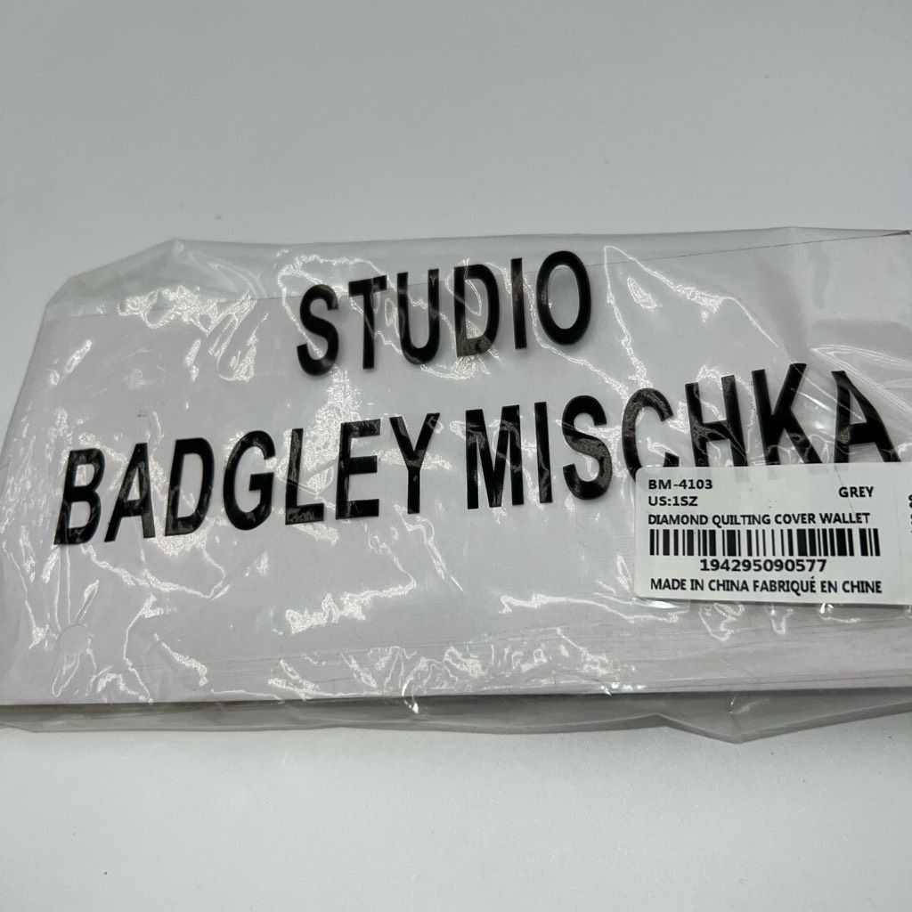 Badgley Mischka Badgley Mischka Long Quilted Vegan Leather Wallet Size ONE SIZE - 3 Thumbnail
