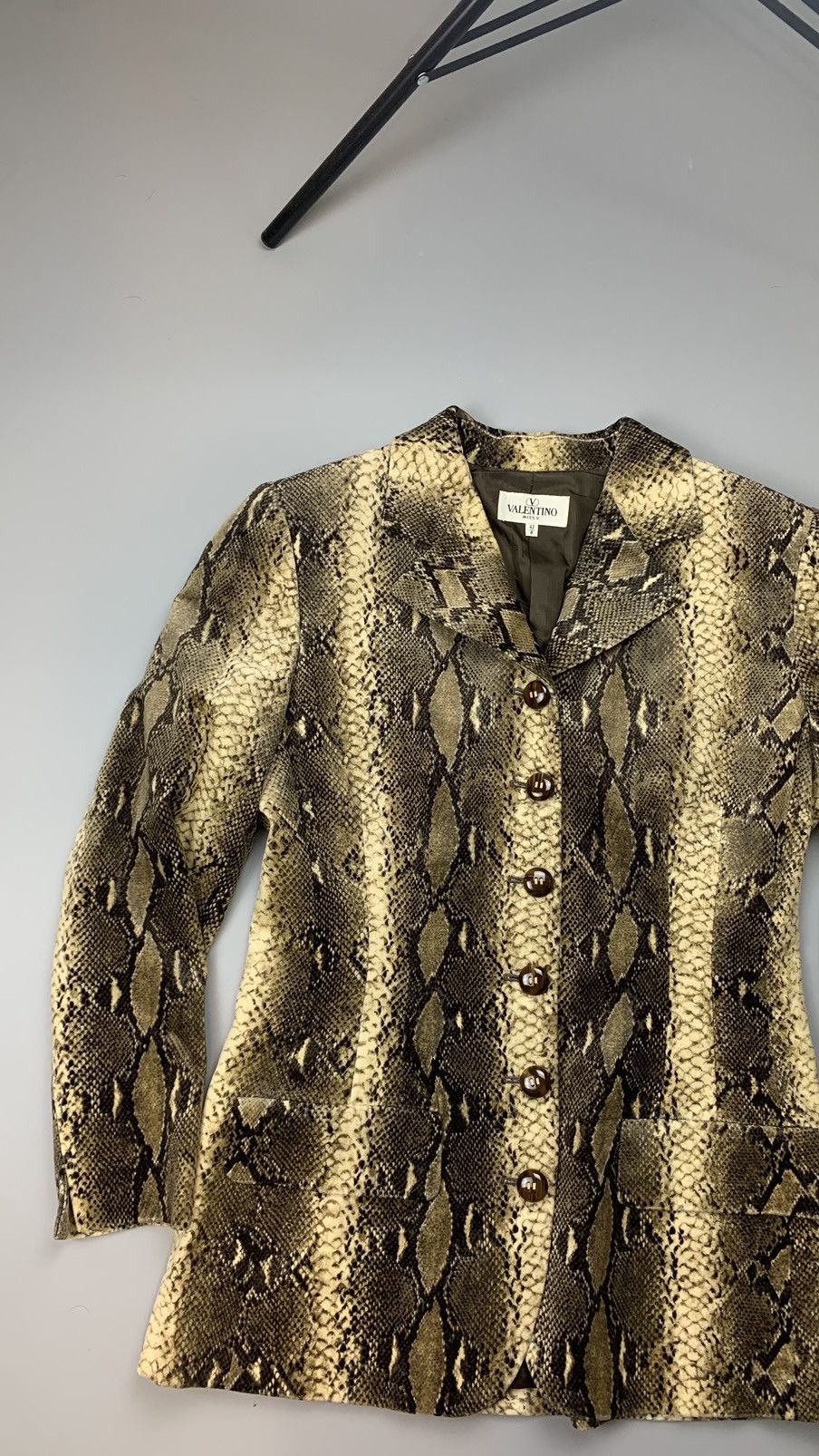 Valentino × Vintage Vintage Valentino miss v blazer Size M / US 6-8 / IT 42-44 - 4 Thumbnail