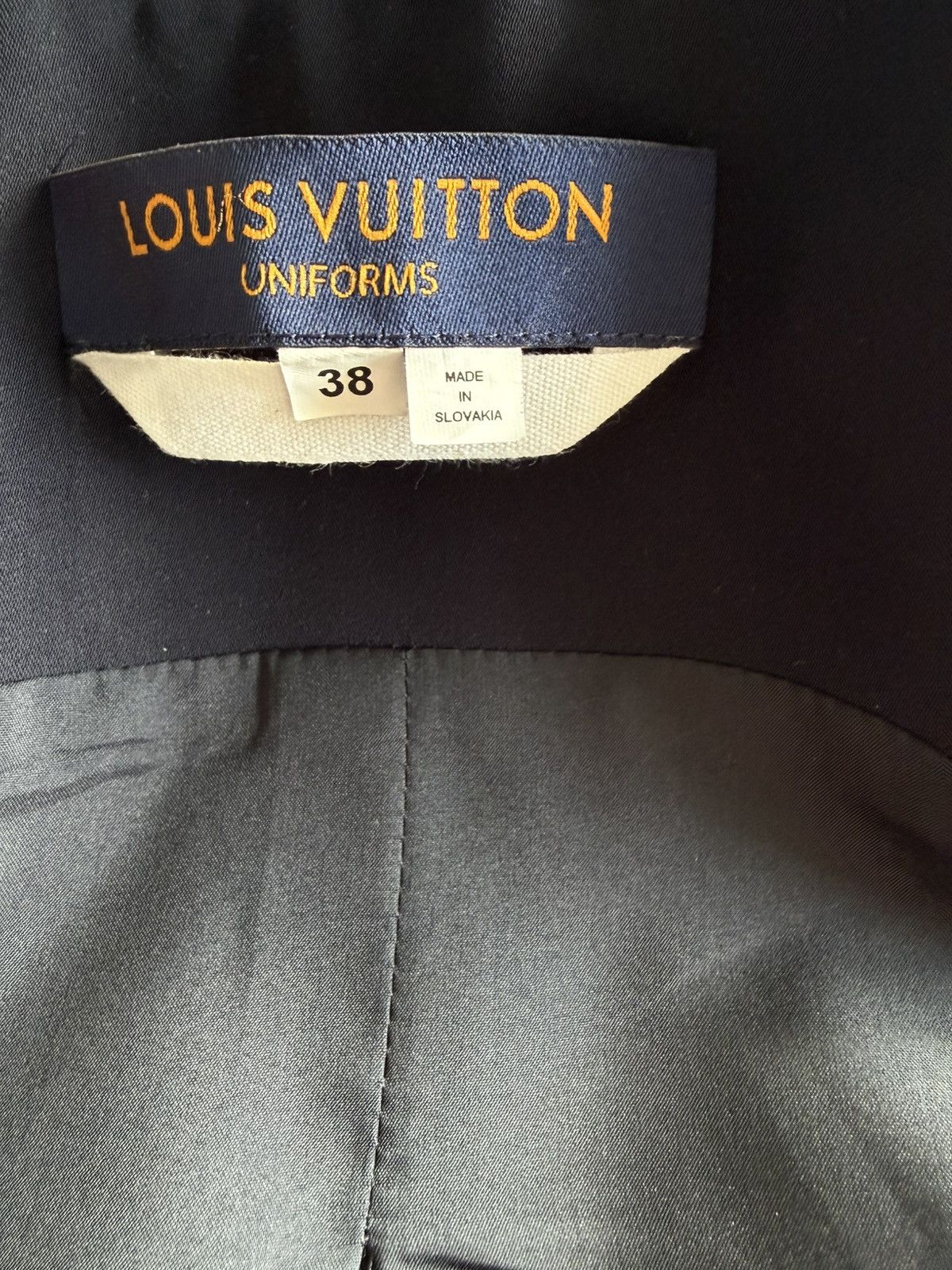 Louis Vuitton Louis Vuitton Uniformes Vest / Waistcoat ( size 38 ) Size S / US 4 / IT 40 - 4 Thumbnail