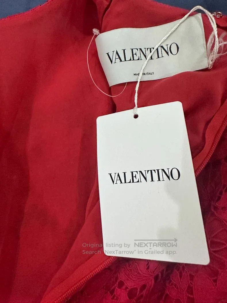 Valentino Valentino Big red lace dress Size XS / US 0-2 / IT 36-38 - 2 Thumbnail