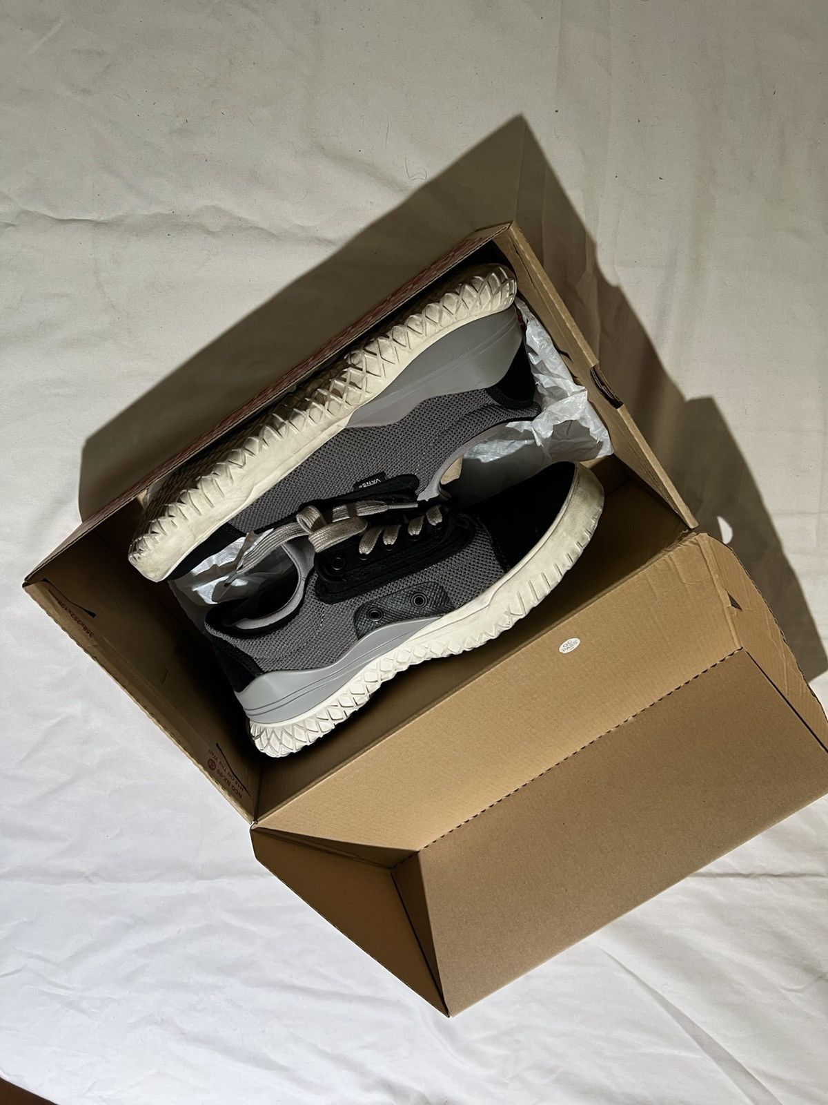 Vans Vans City CMT Size US 11 / EU 44 - 1 Thumbnail