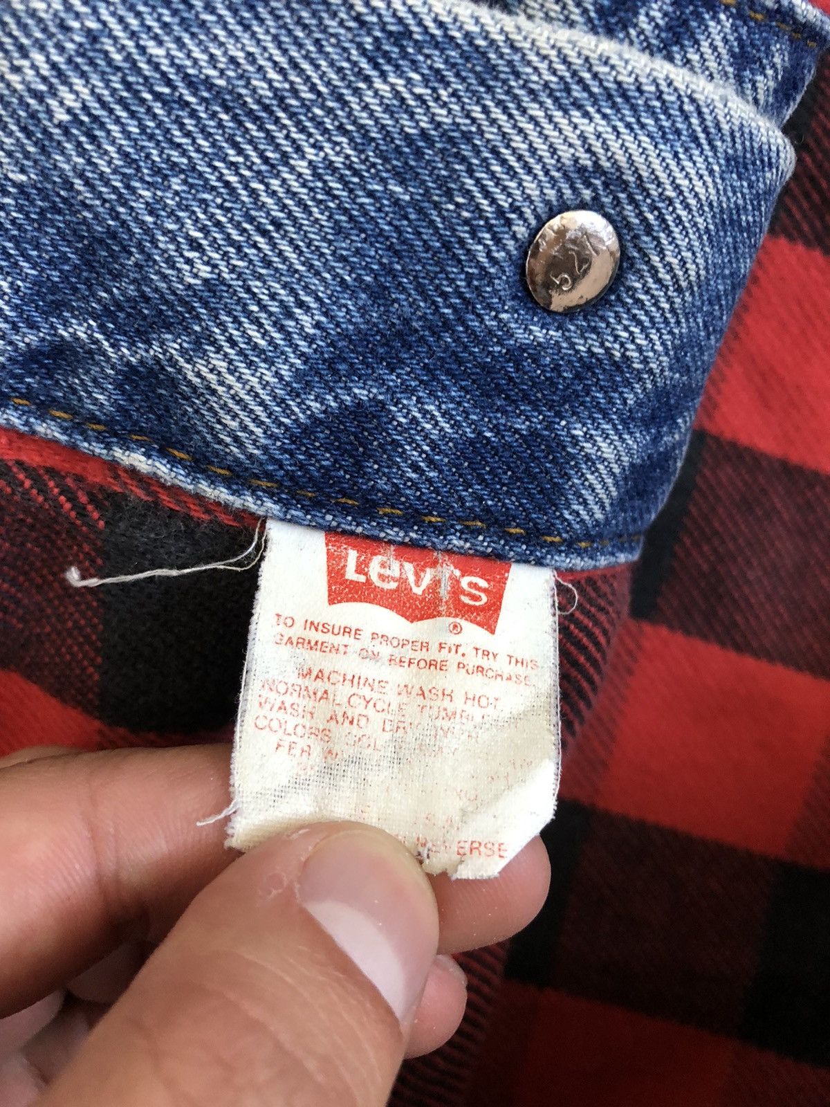 Levi's × Levi's Vintage Clothing Vintage Levi’s 90s Flannel Lined Denim Jacket Made in USA Size US M / EU 48-50 / 2 - 9 Thumbnail