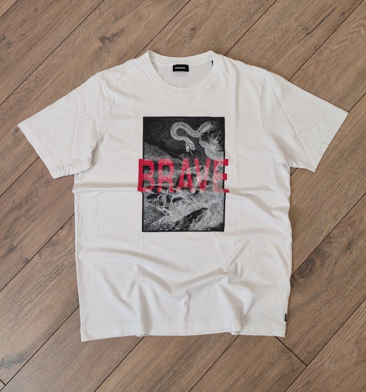 Diesel T Shirt Diesel Graphic Dragon Print Grunge 1 of 1 Size US M / EU 48-50 / 2 - 1 Thumbnail