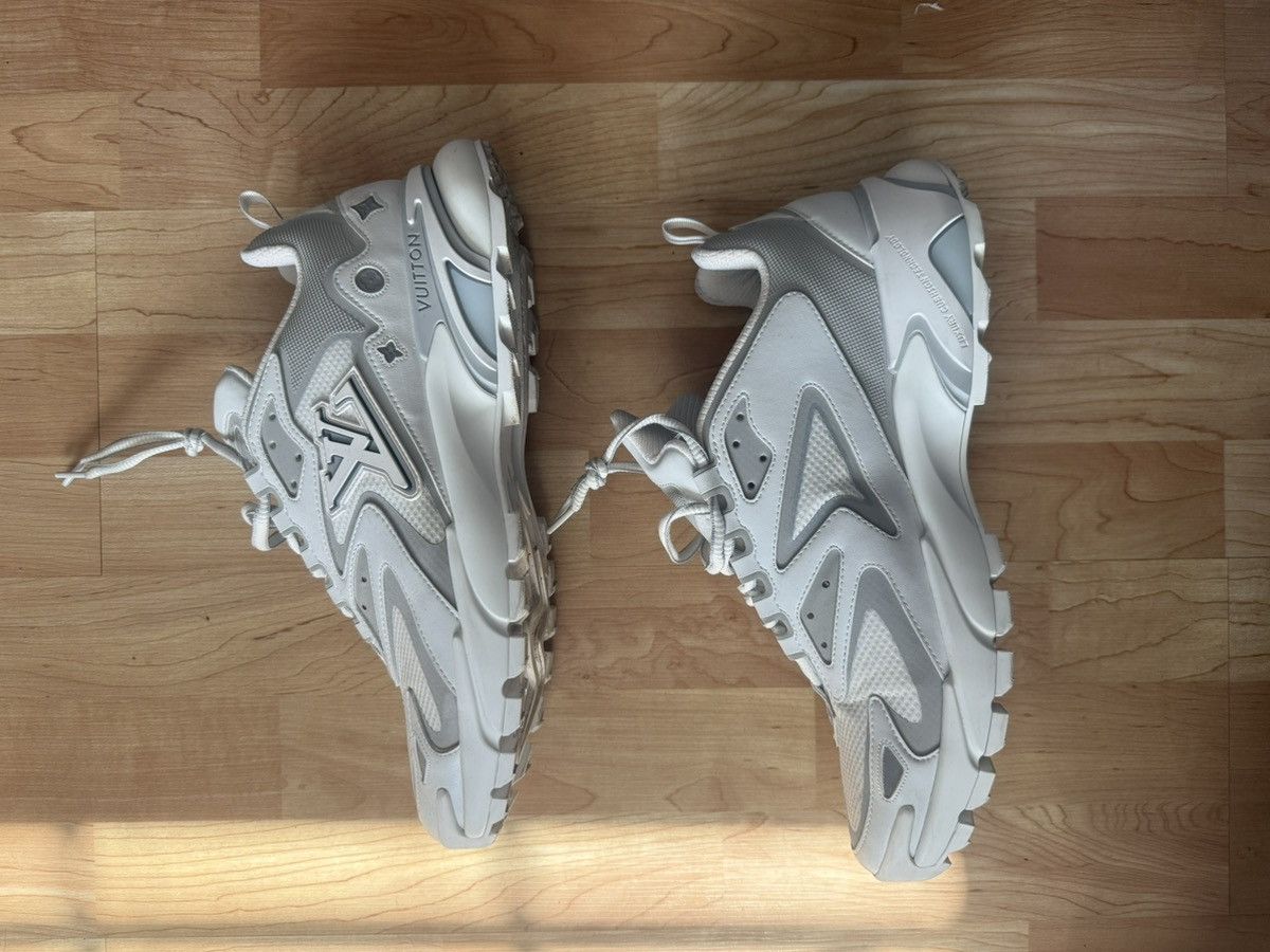 Louis Vuitton Louis Vuitton Tactic Runner - White Grey Size US 10 / EU 43 - 3 Thumbnail