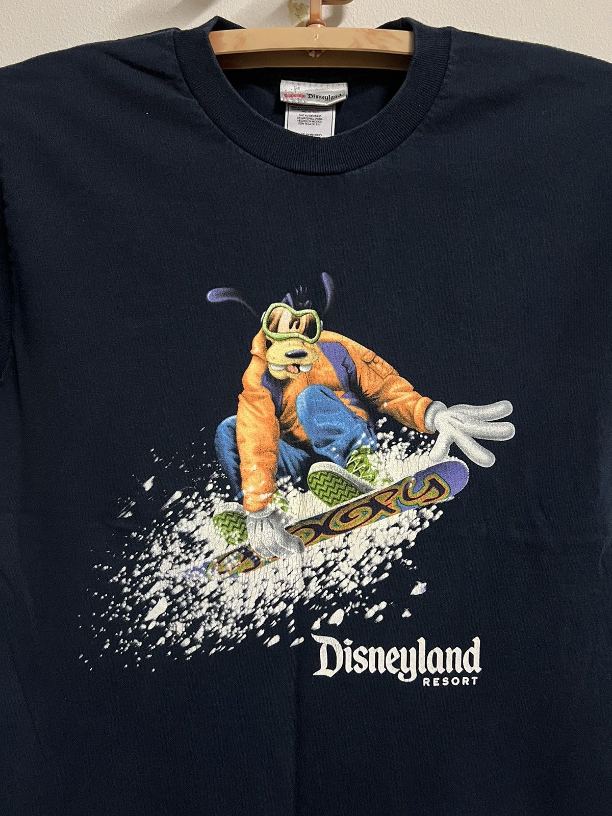 Disney Vintage Kids Disneyland Goofy Snowboard Tee Black M Size US M / EU 48-50 / 2 - 1 Thumbnail