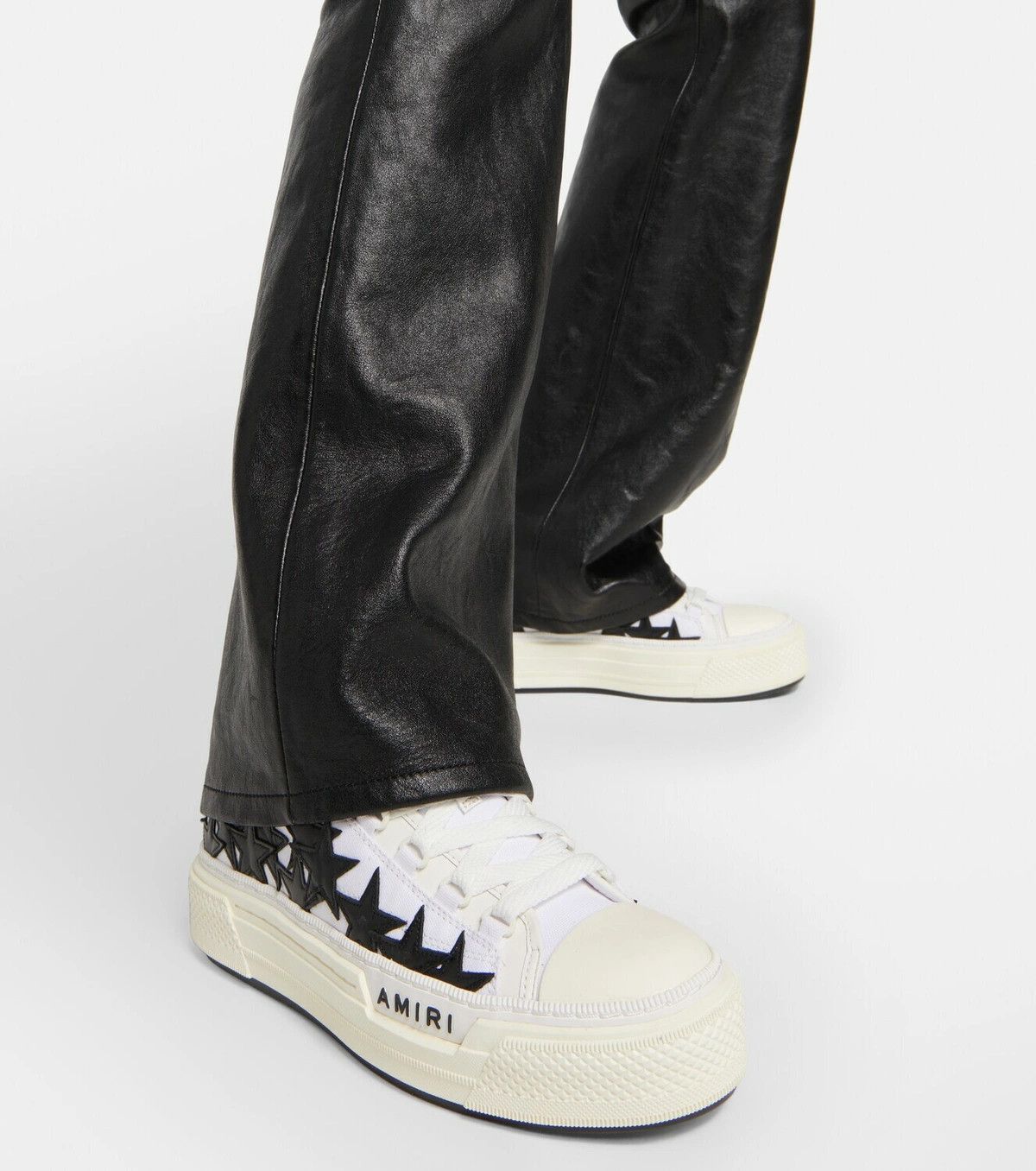 Amiri o1w1db11224 Stars Low Top Sneakers in White & Black Size US 8 / IT 38 - 5 Thumbnail