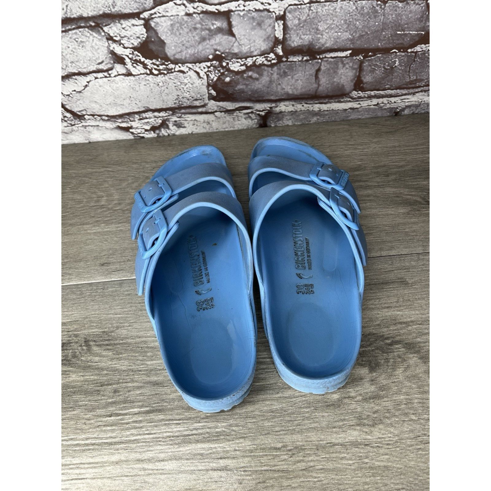 Birkenstock Birkenstock Arizona Essentials Baby Blue Lightweight Sandals Size US 7.5 / IT 37.5 - 7 Thumbnail