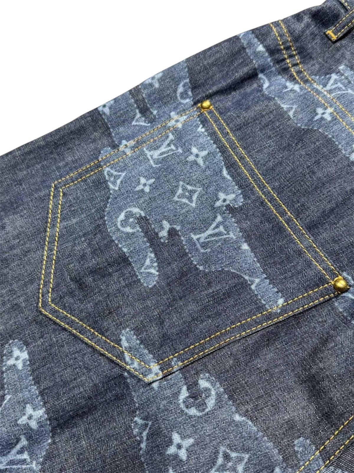 Louis Vuitton Louis Vuitton 36 Clouds Monogram Denim Shorts Size US 36 / EU 52 - 4 Thumbnail