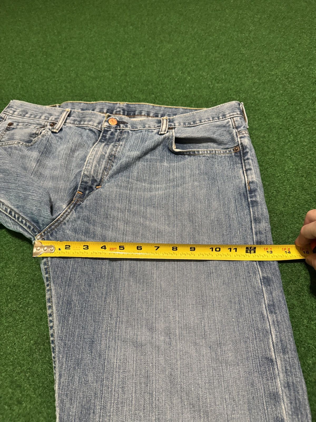 Levi's Vintage Clothing Vintage Levis 569 Loose Straight Baggy Y2K 39x29 Jeans Size US 39 - 9 Thumbnail