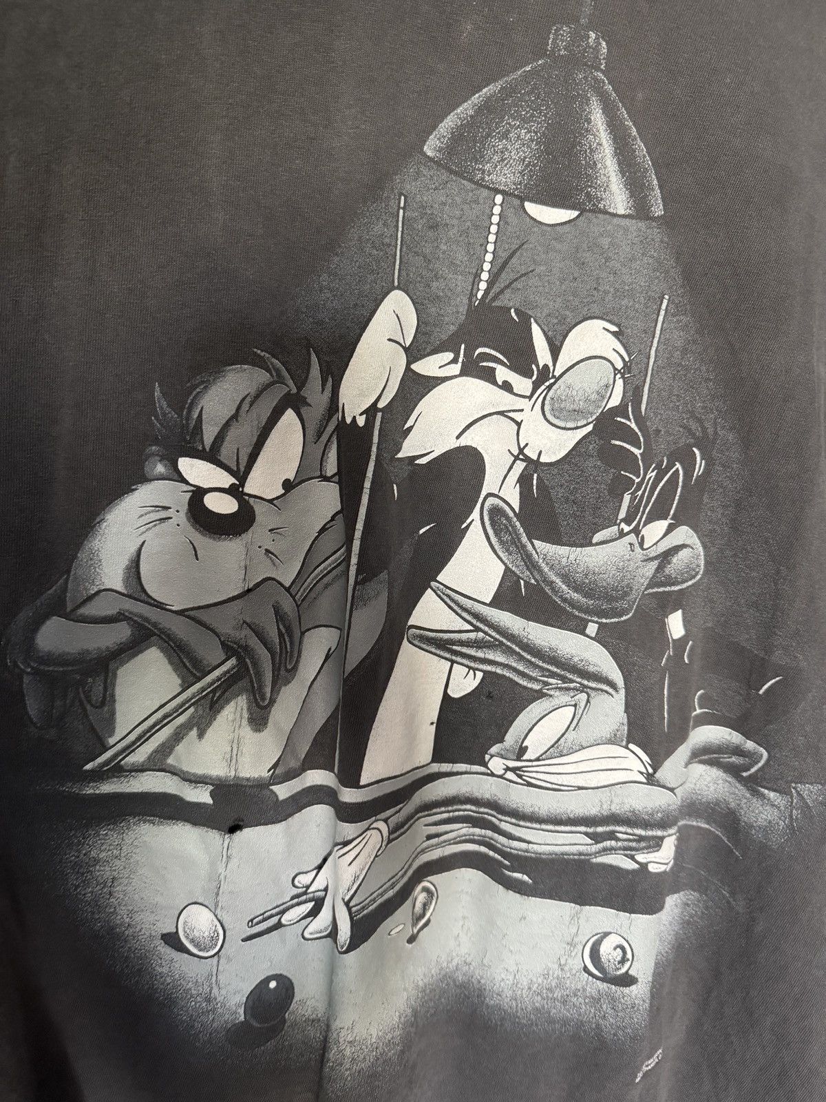 Vintage Looney Tunes Taz Sylvester Daffy Bugs Bunny Tee (XL)
