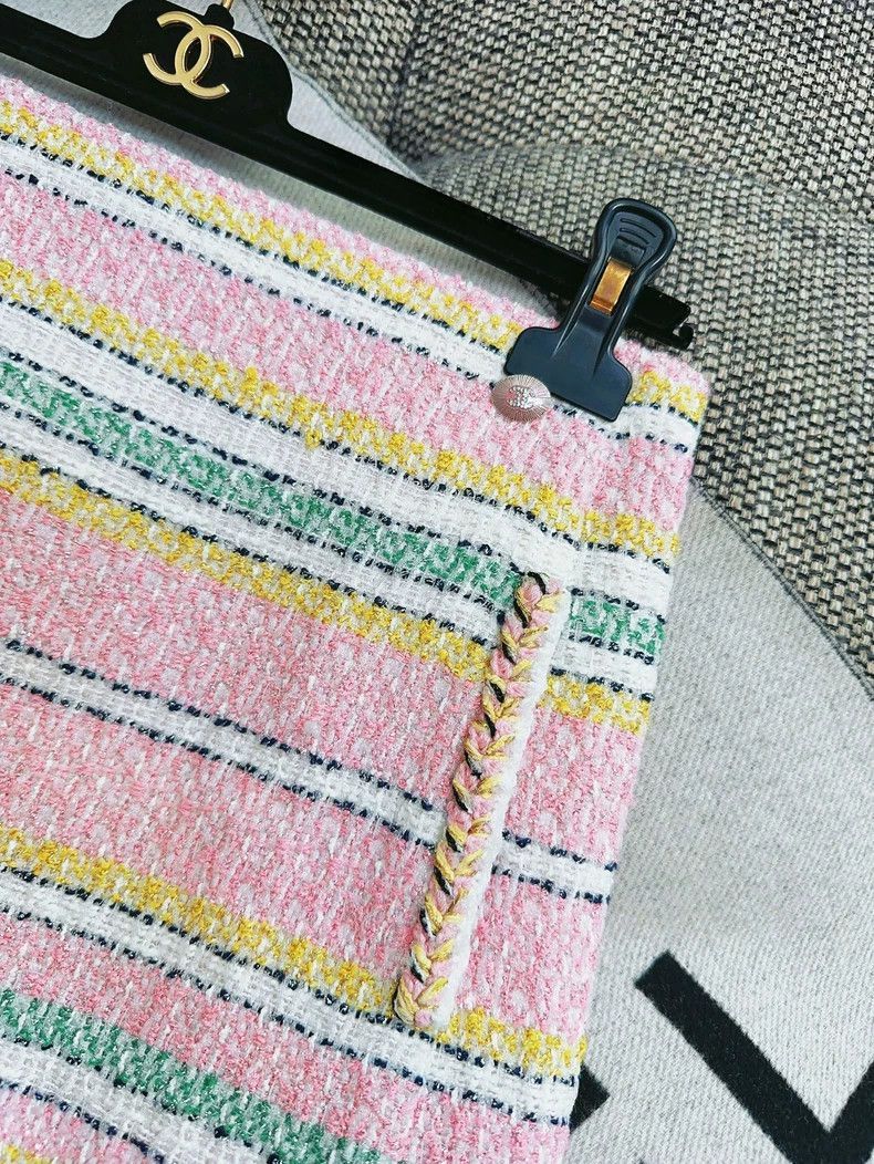 Chanel Chanel 24ss pink striped maxi skirt Size XXS / US 00 / IT 34 - 3 Thumbnail