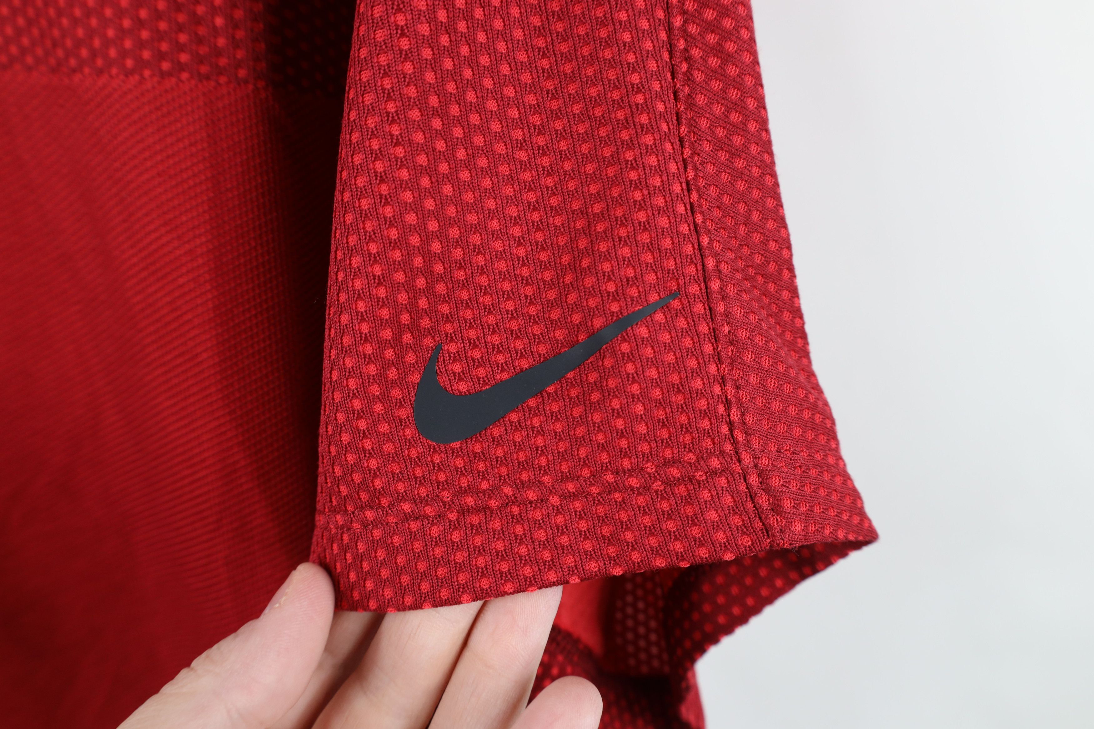 Nike × Vintage Nike Tiger Woods Basketball Blade Collar Golf Polo Shirt Size US XL / EU 56 / 4 - 4 Thumbnail