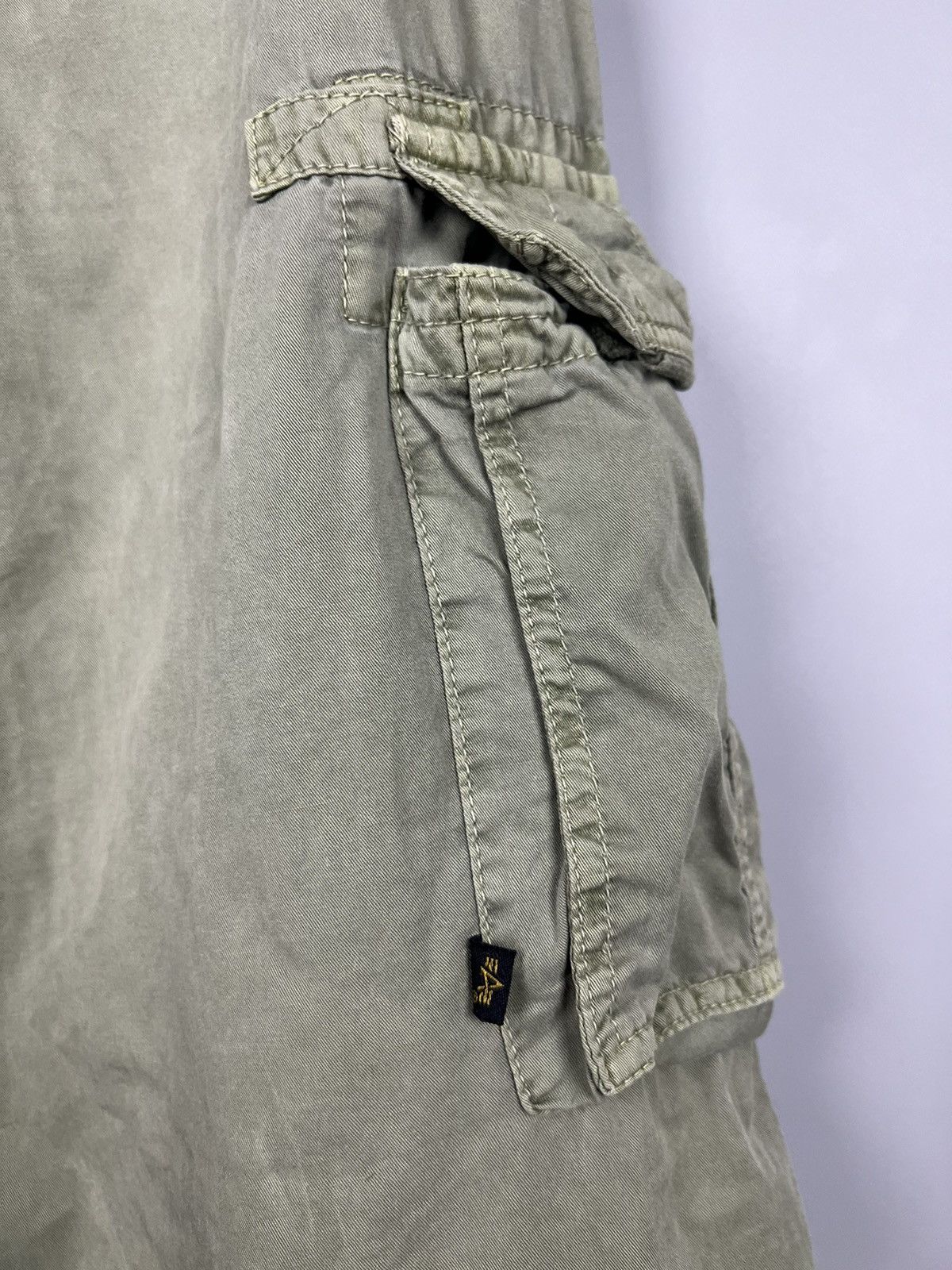 Alpha Industries W36 Alpha industries cargo pants with drawstrings vintage Size US 36 / EU 52 - 13 Thumbnail