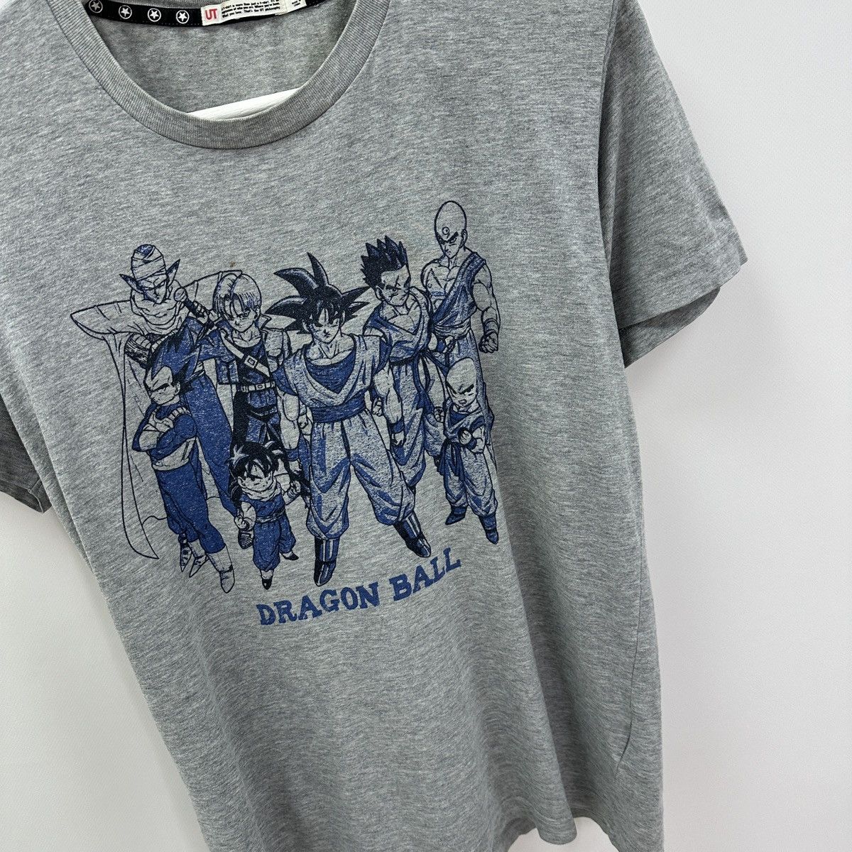 Uniqlo Vintage 00s Uniqlo x Dragon Ball tee Anime Japanese y2k hype Size US S / EU 44-46 / 1 - 4 Thumbnail