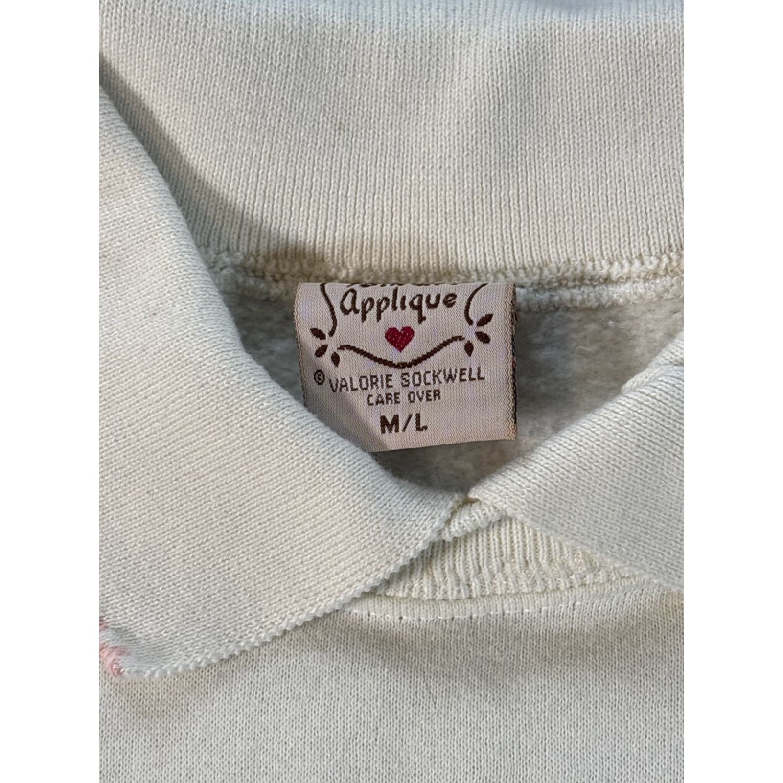 Folk VINTAGE Tribal Sweatshirt Womens Medium Floral Nature 90s White Pullover Woman M State: Activewear, Regular, Pullover, Floral, Nature Size M / US 6-8 / IT 42-44 - 4 Thumbnail