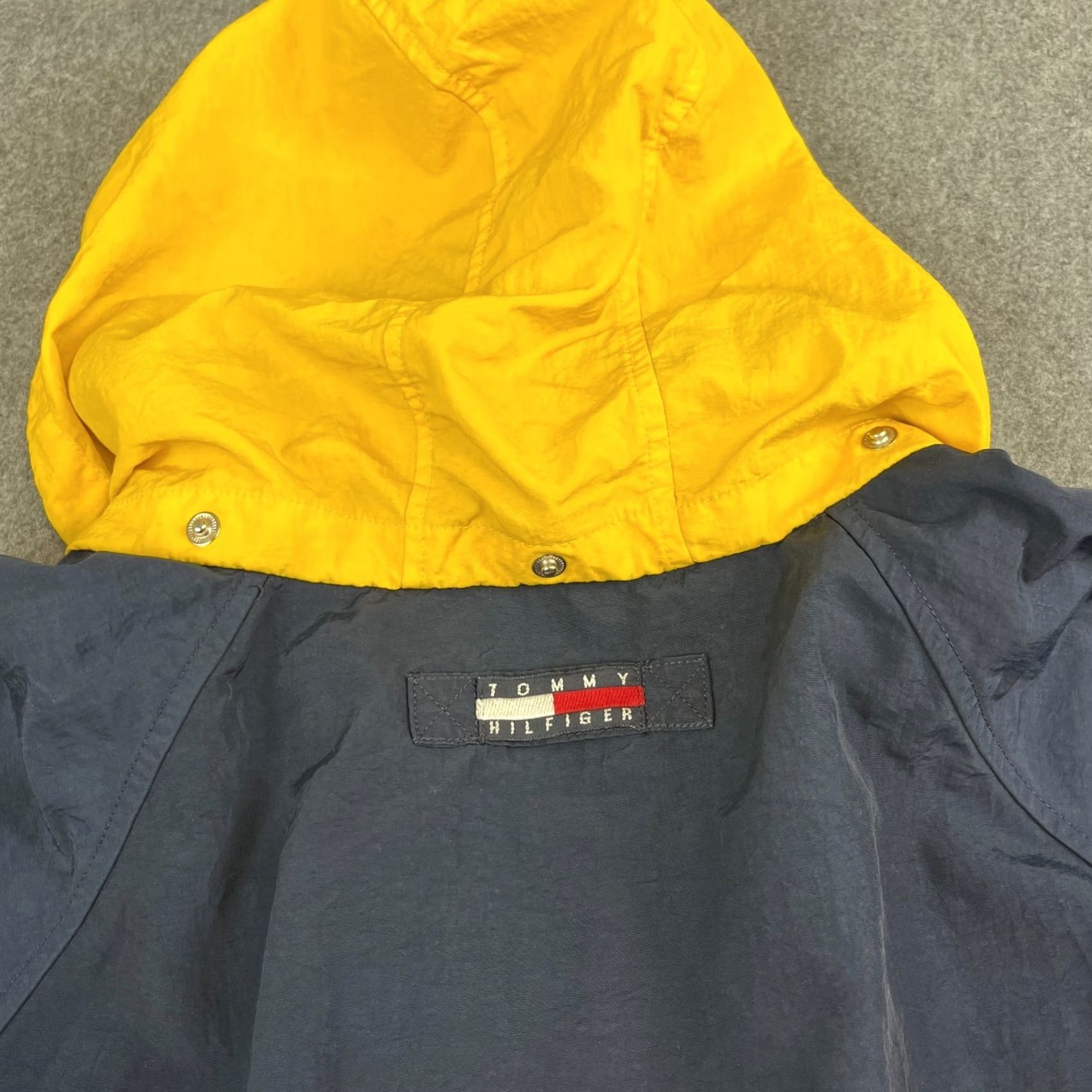 Tommy Hilfiger VINTAGE Tommy Hilfiger Mens Coat Jacket 2XL Hooded Full Zip 3-in-1 Blue Yellow Logo 90s Y2K Mens Jacket Size US XXL / EU 58 / 5 - 5 Thumbnail