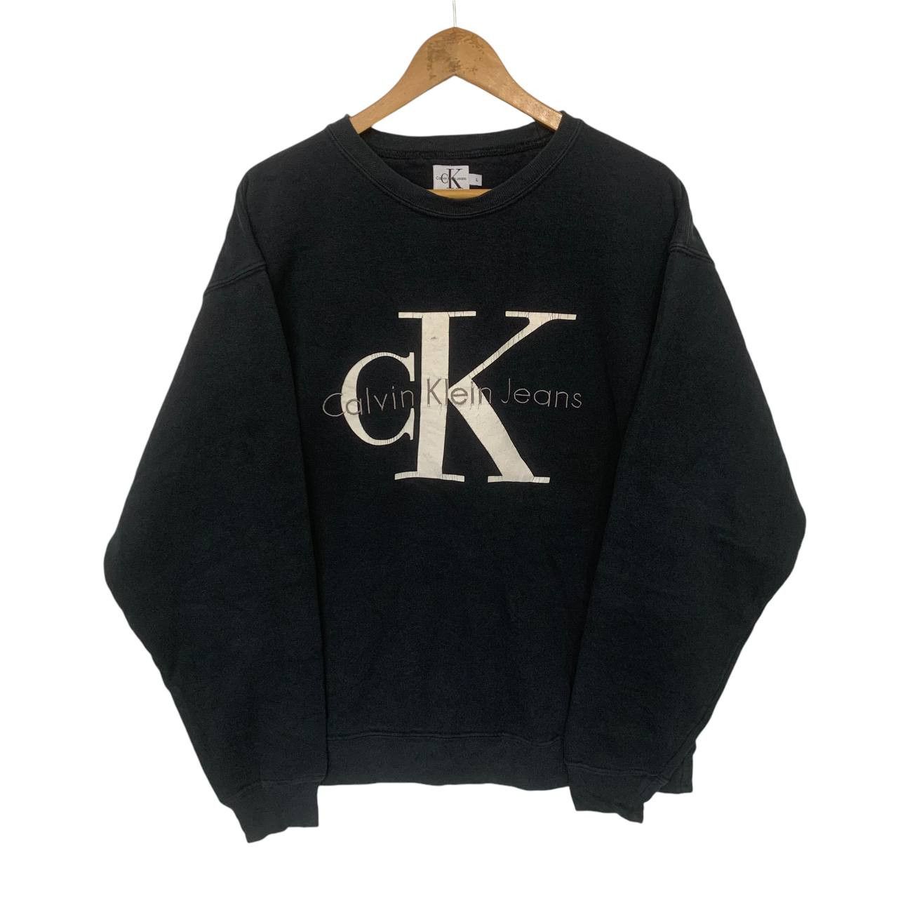 Calvin Klein × Vintage Vintage Calvin klein Large sweatshirt black big logo rare Size US L / EU 52-54 / 3 - 1 Thumbnail