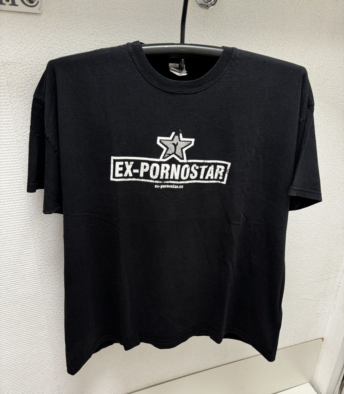 Band Tees Ex-Pornostar Pornostar vintage black t-shirt 2XL XXL Size US XXL / EU 58 / 5 - 1 Thumbnail