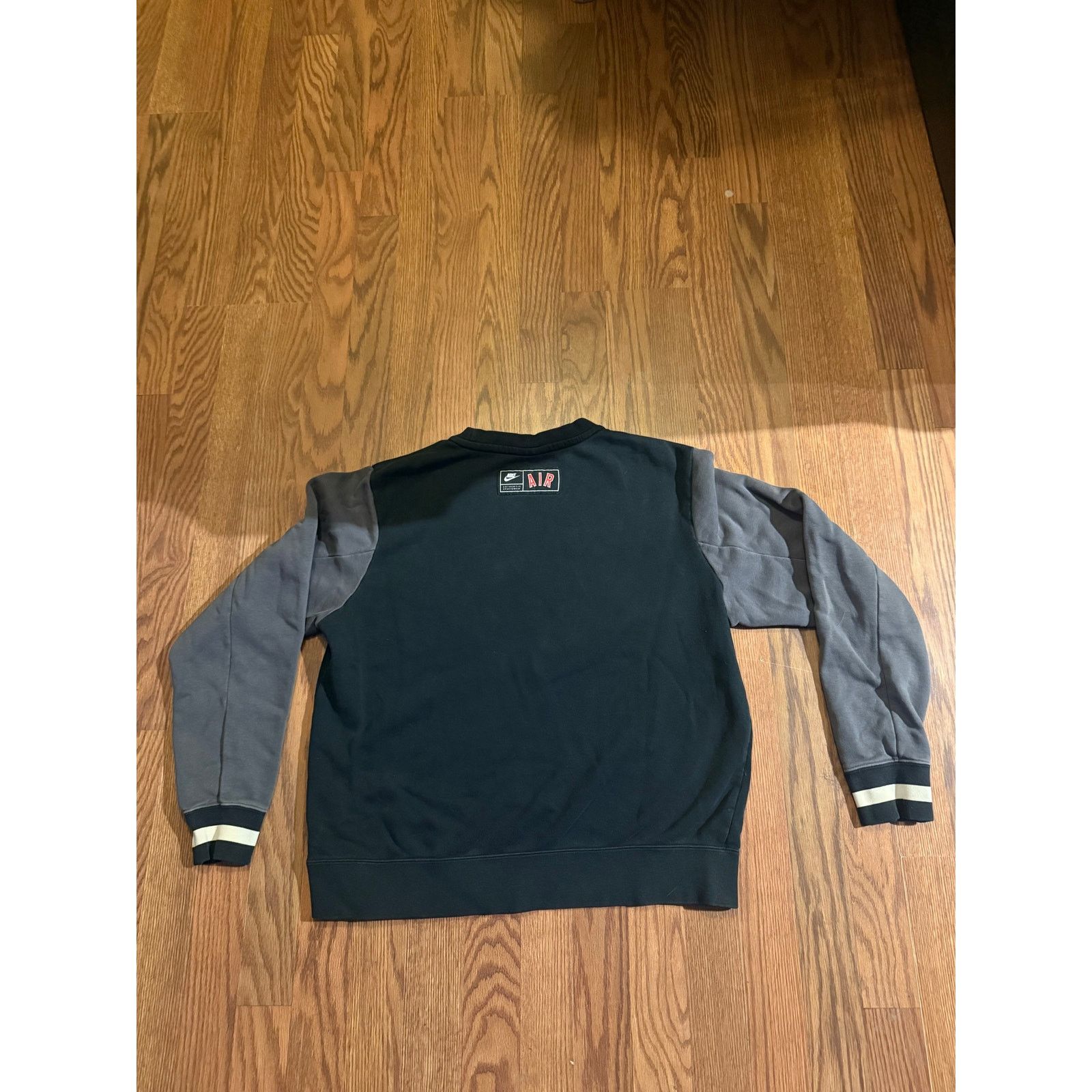 Nike Nike Air Black Spell Out Sweater Size Small Size US S / EU 44-46 / 1 - 3 Thumbnail