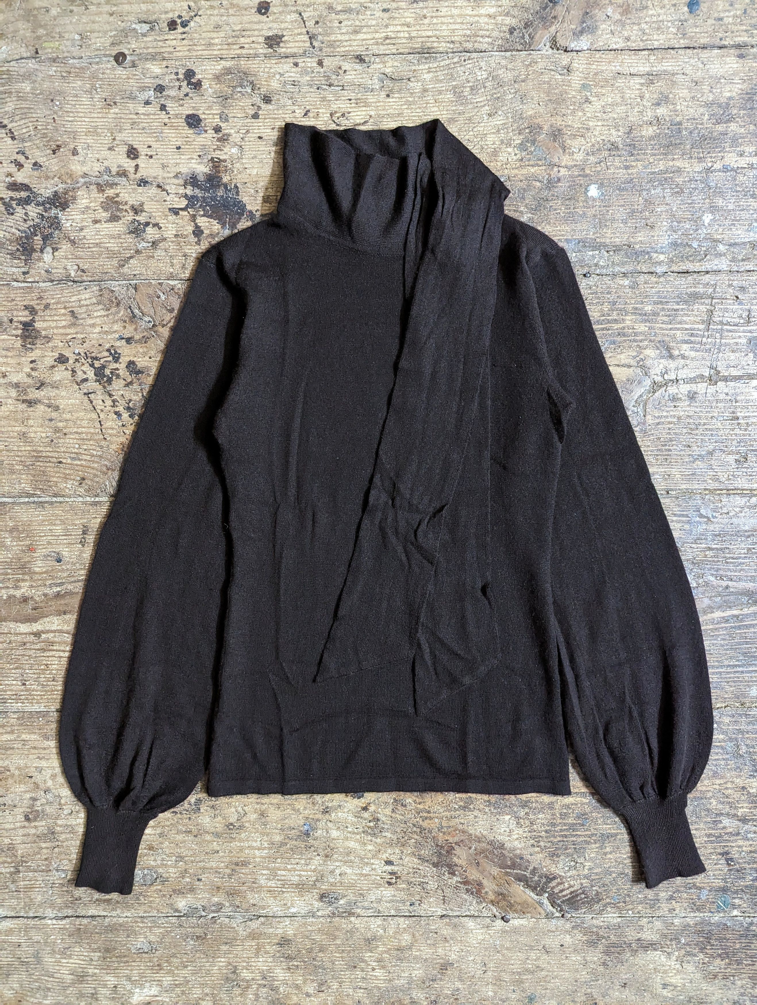Ralph Lauren 00s Ralph Lauren Bondage Neck Light Sweater Size M / US 6-8 / IT 42-44 - 1 Thumbnail