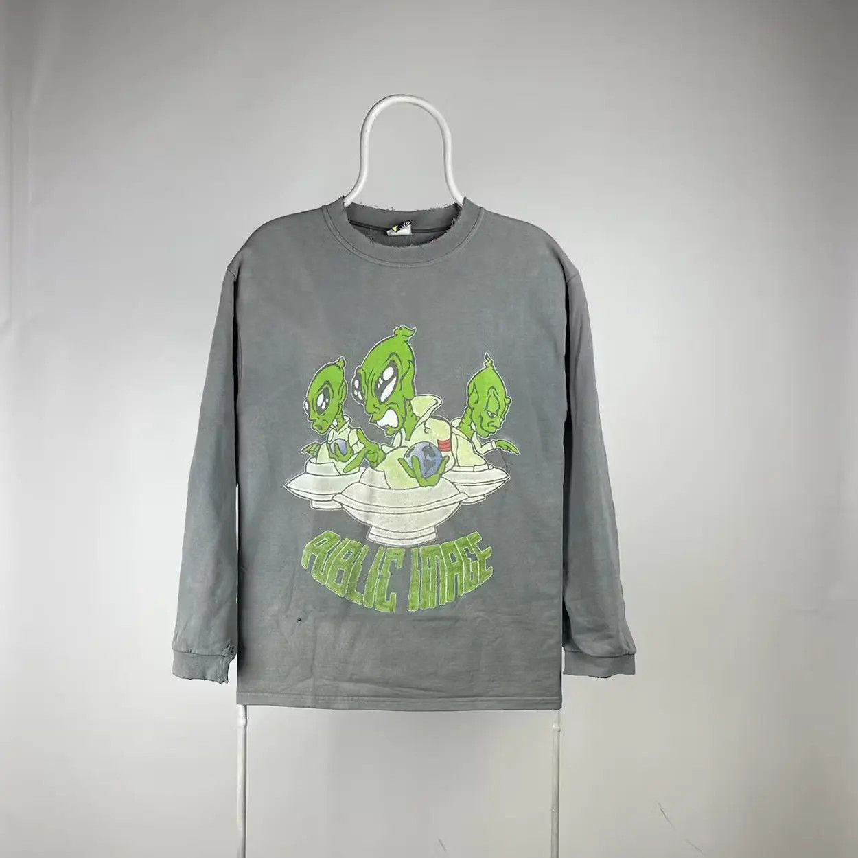 Alien Workshop Public image sweatshirt VTG alien 90s size Medium Size US M / EU 48-50 / 2 - 1 Thumbnail