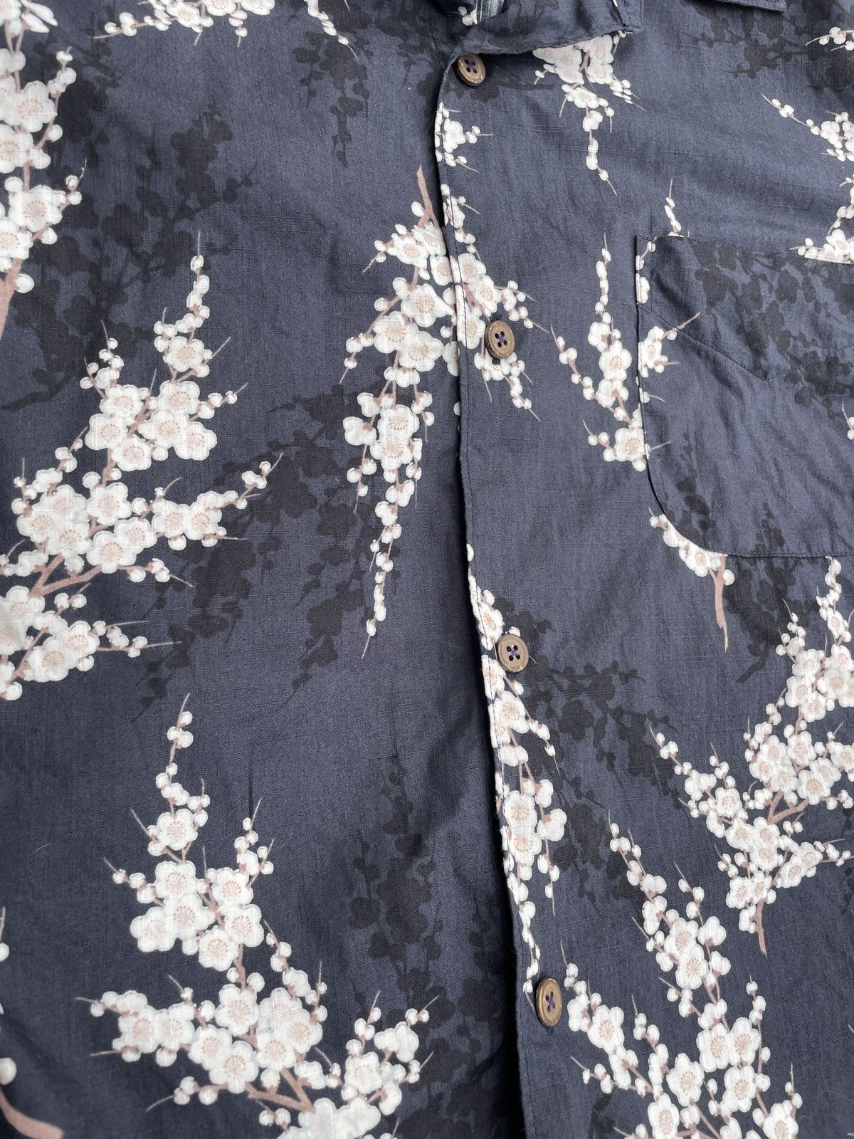 If Six Was Nine 2000s Japanese Sakura Cherry Blossom Floral Shirts Y2K Size US S / EU 44-46 / 1 - 7 Thumbnail