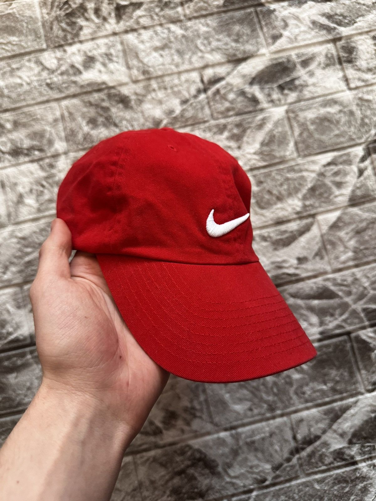 Nike Vintage Nike Red Swoosh Heritage 86 Cap | Retro Hat One Size Size ONE SIZE - 2 Thumbnail