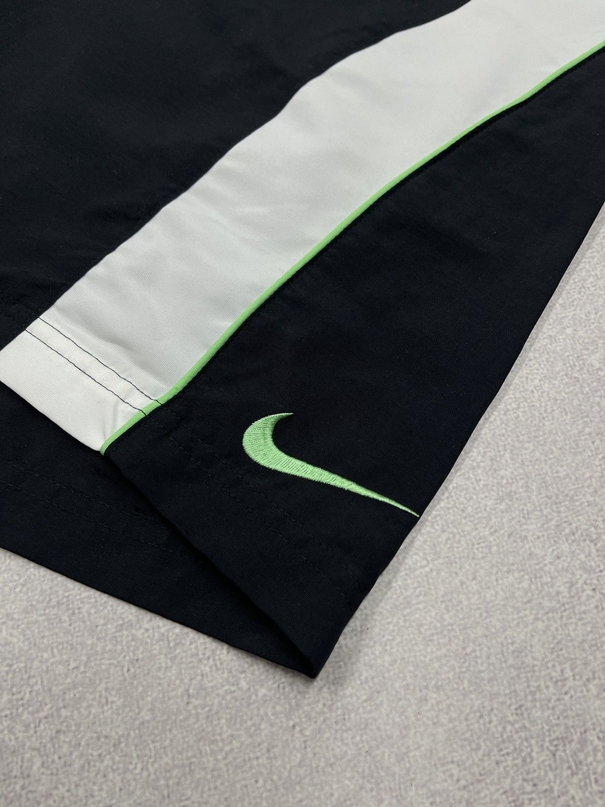 Nike × Nike ACG × Vintage Vintage Nike Black Shorts Double Big Logo Drill Y2K TECH ACG Size US 36 / EU 52 - 4 Thumbnail