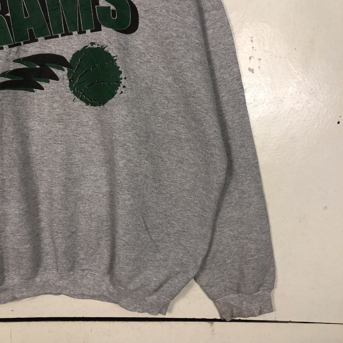 Vintage 📌Vintage Sweatshirt Crewneck Sportswear Roseau Rams Usa Size US M / EU 48-50 / 2 - 7 Thumbnail