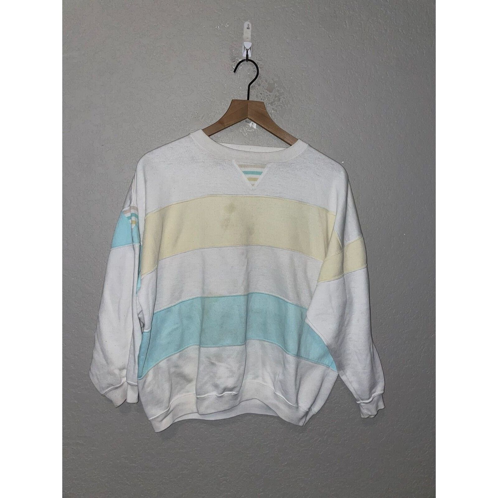 Energie Vintage Womens Energie Currants Sweatshirt Crewneck 90s M Size M / US 6-8 / IT 42-44 - 1 Thumbnail