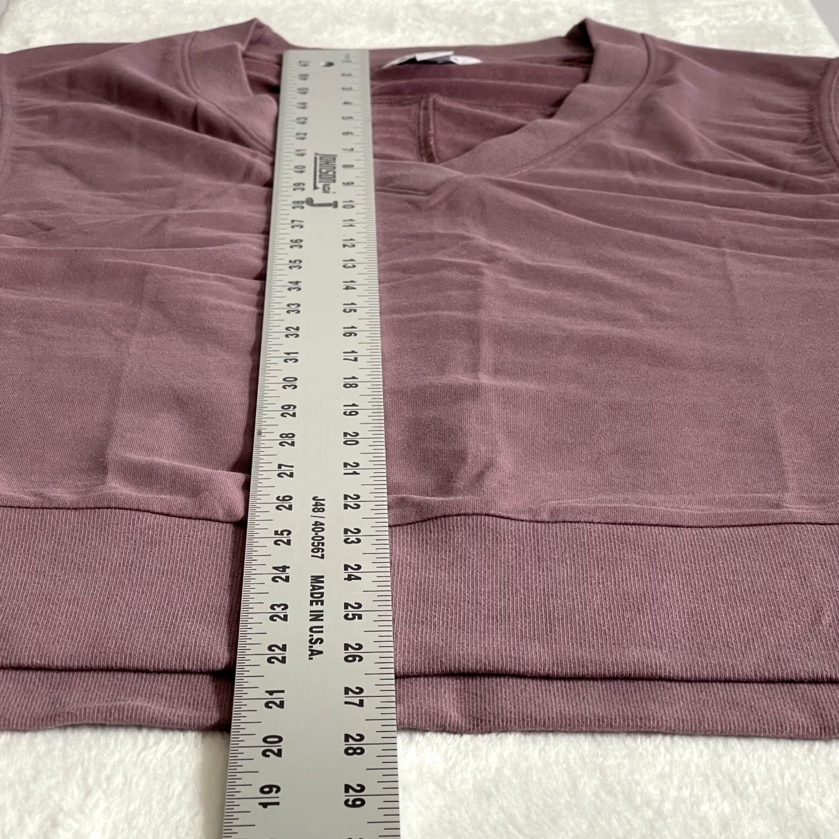 Athleta Athleta V-Neck Sweatshirt Tee Damask Mauve Pullover Medium Womens Athletic Shirt Sleeveless Cap Sleeve Size M / US 6-8 / IT 42-44 - 7 Thumbnail