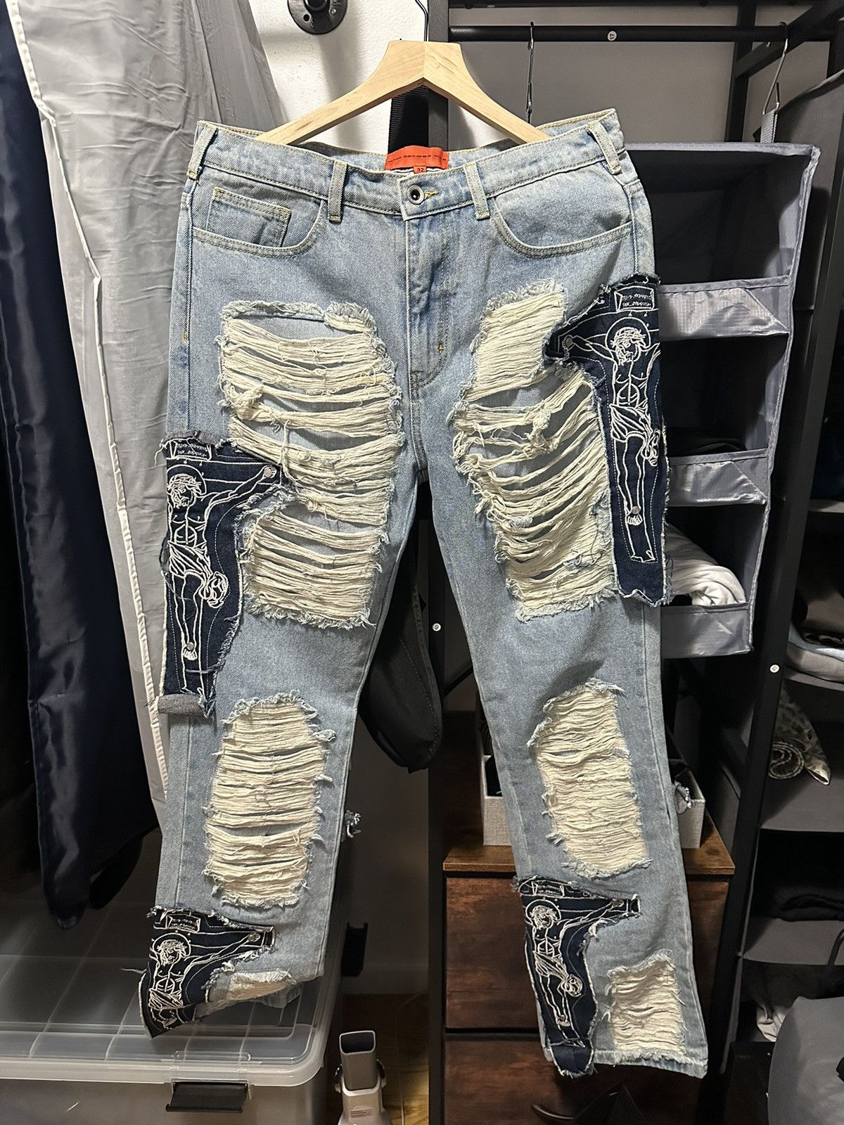 Who Decides War Who Decides War Destroyed Jeans Size US 32 / EU 48 - 1 Thumbnail