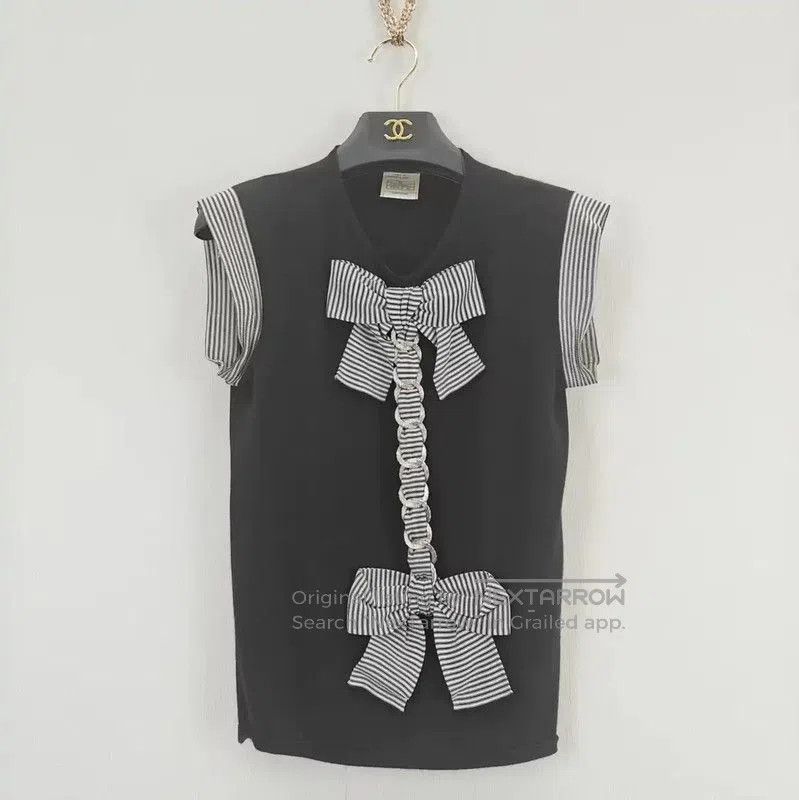 Chanel Chanel Black and Gray Silk Blend Sweater . Size M / US 6-8 / IT 42-44 - 1 Thumbnail