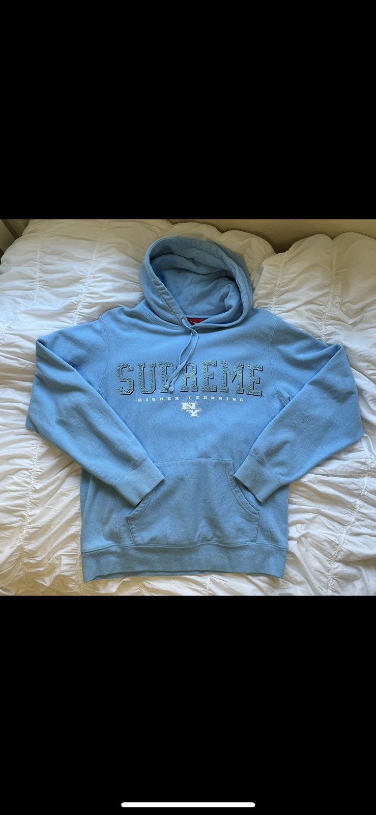 Supreme MESSAGE BEFORE BUYING Light Blue Rhinestone Supreme Hoodie Size US M / EU 48-50 / 2 - 1 Thumbnail
