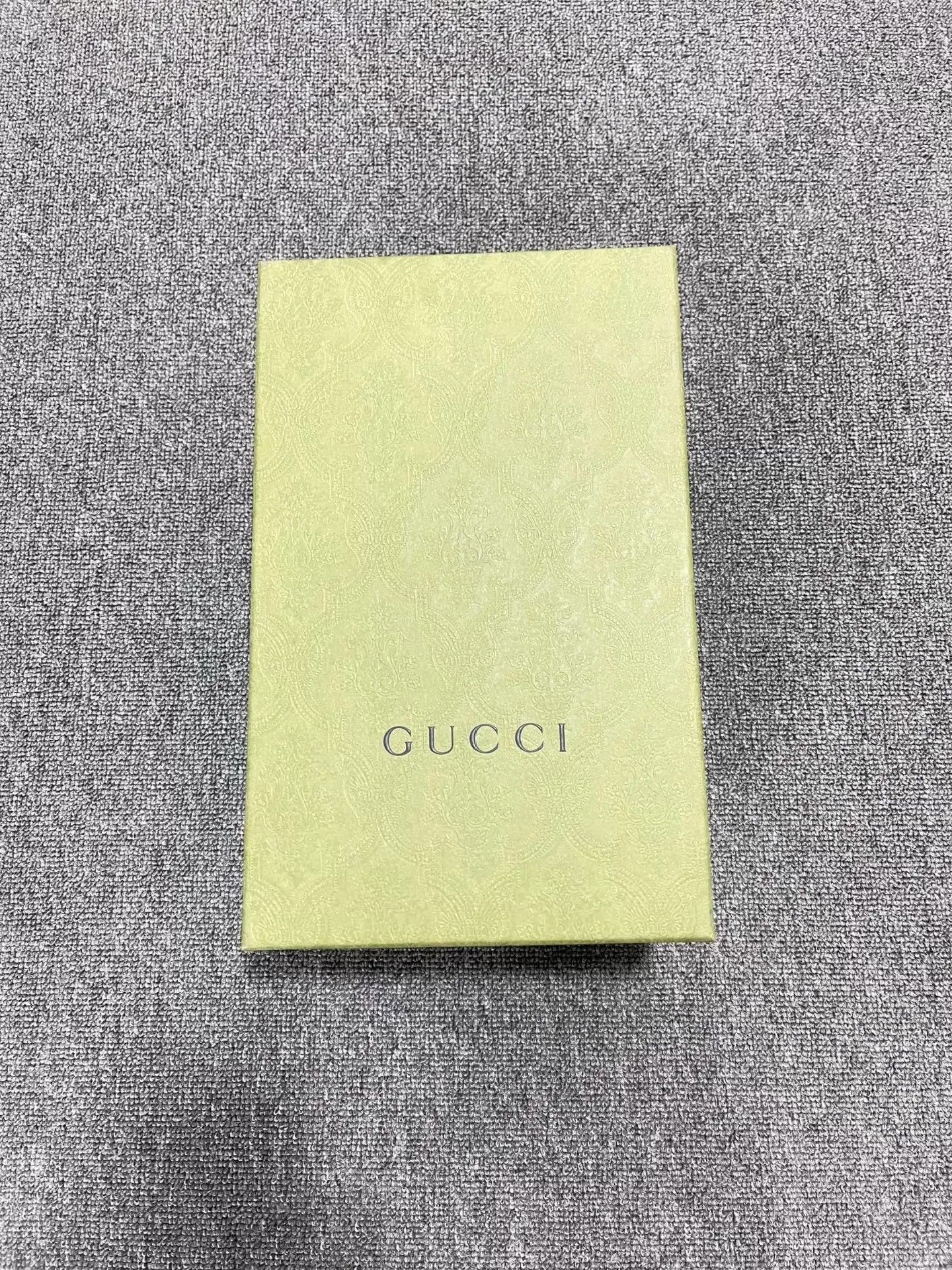 Gucci Gucci Tried On Sneakers Women's 35.5 Box & Dust Bag Size US 5 / IT 35 - 8 Thumbnail