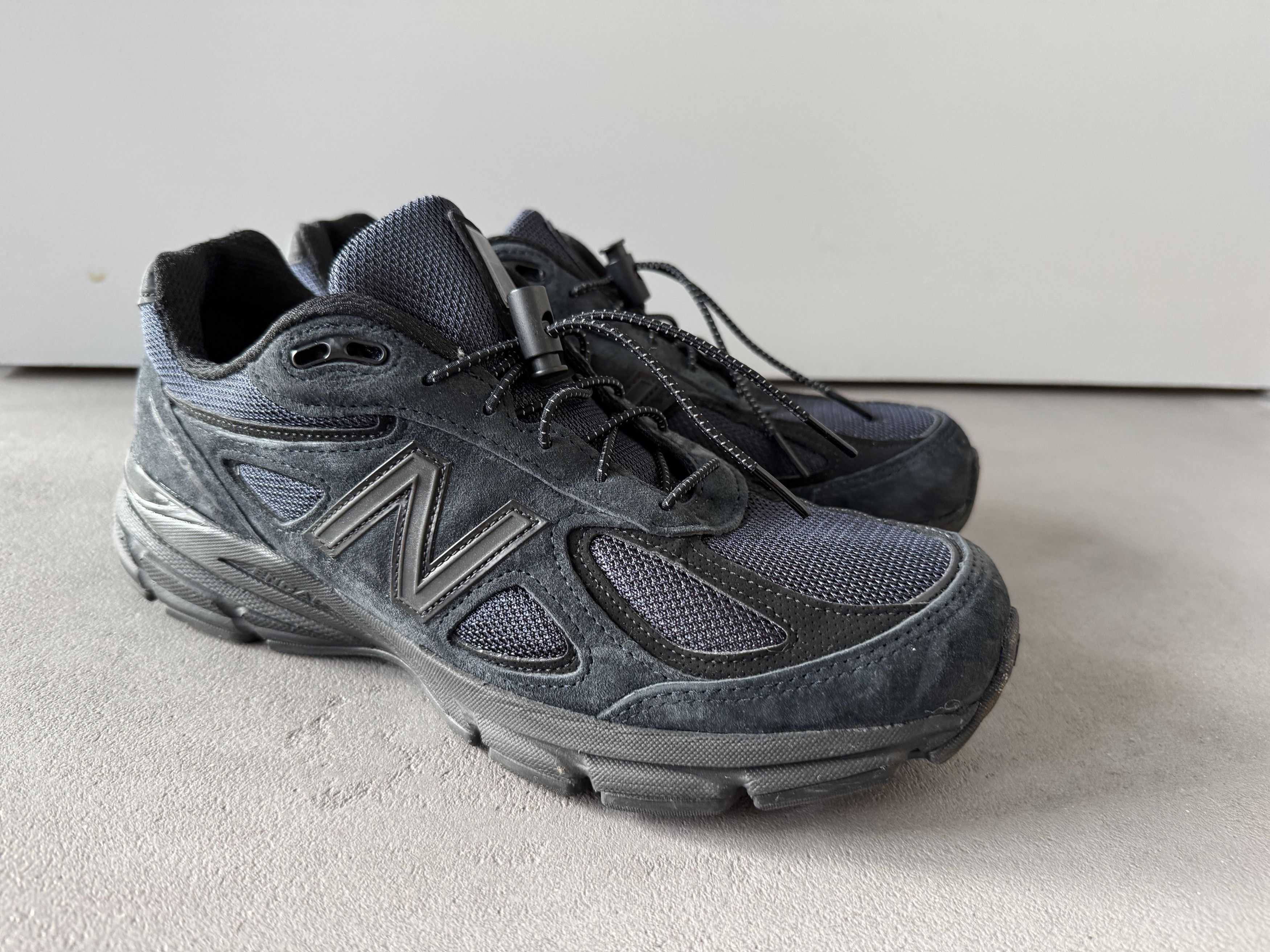 JJJJound × New Balance New Balance x JJJound 990 v4 Size US 9.5 / EU 42-43 - 1 Thumbnail