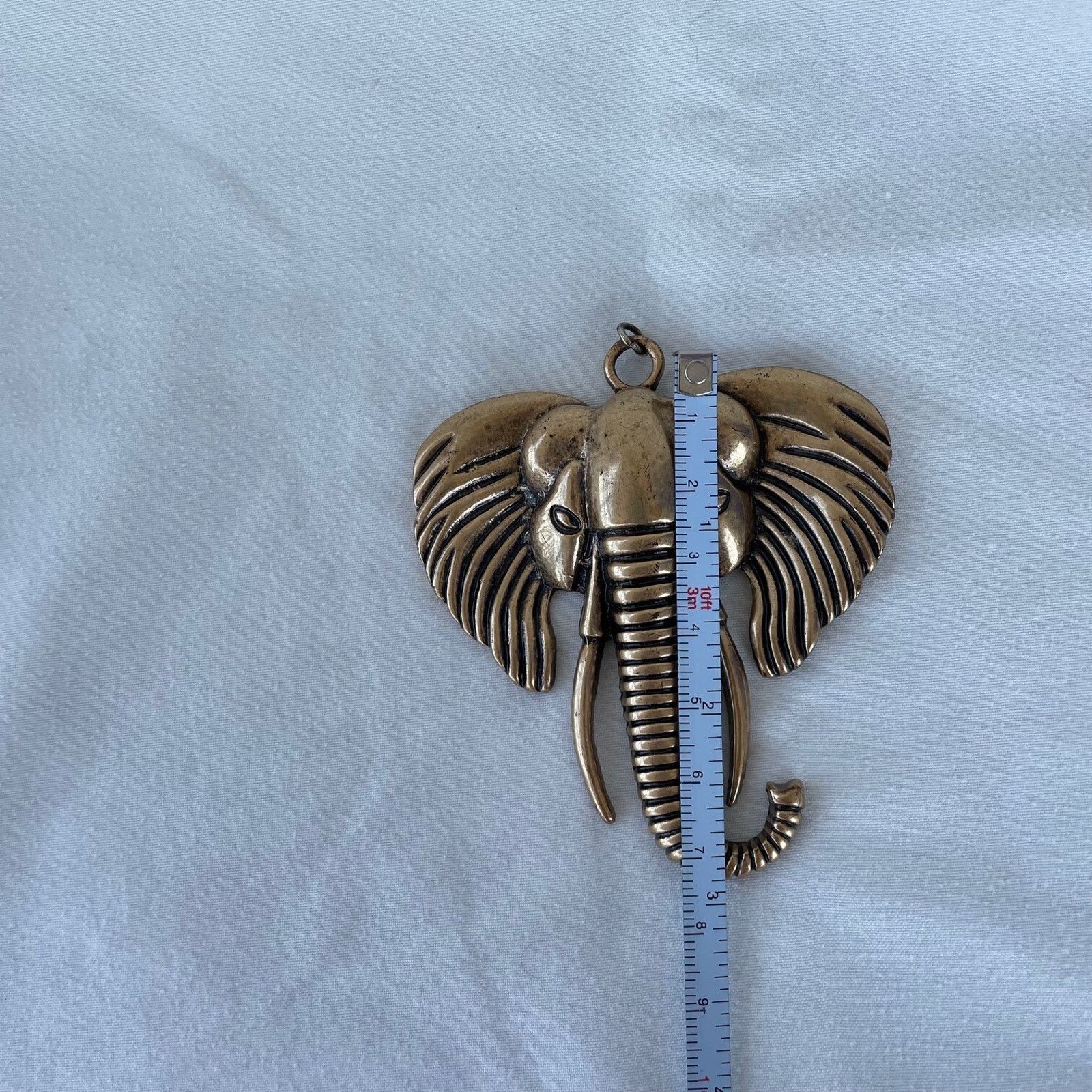 Other Elephant Chain Pull Bag Charm Necklace Pendant Gold Tone Size ONE SIZE - 4 Thumbnail